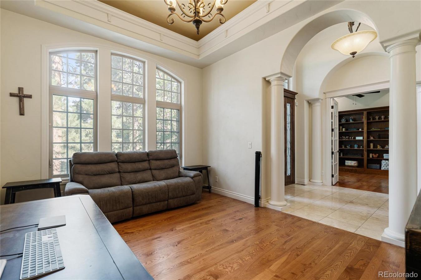 Monument, El Paso, 80132, United States, 5 Bedrooms Bedrooms, ,4 BathroomsBathrooms,Residential,For Sale,1943941