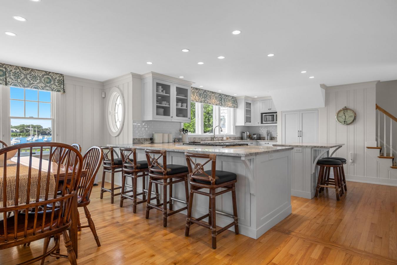 Chatham, Barnstable, 02633, United States, 4 Bedrooms Bedrooms, ,4 BathroomsBathrooms,Residential,For Sale,1945711