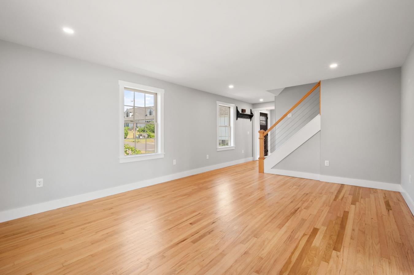 Waterford, New London, 06385, United States, 3 Bedrooms Bedrooms, ,2 BathroomsBathrooms,Residential,For Sale,1943937