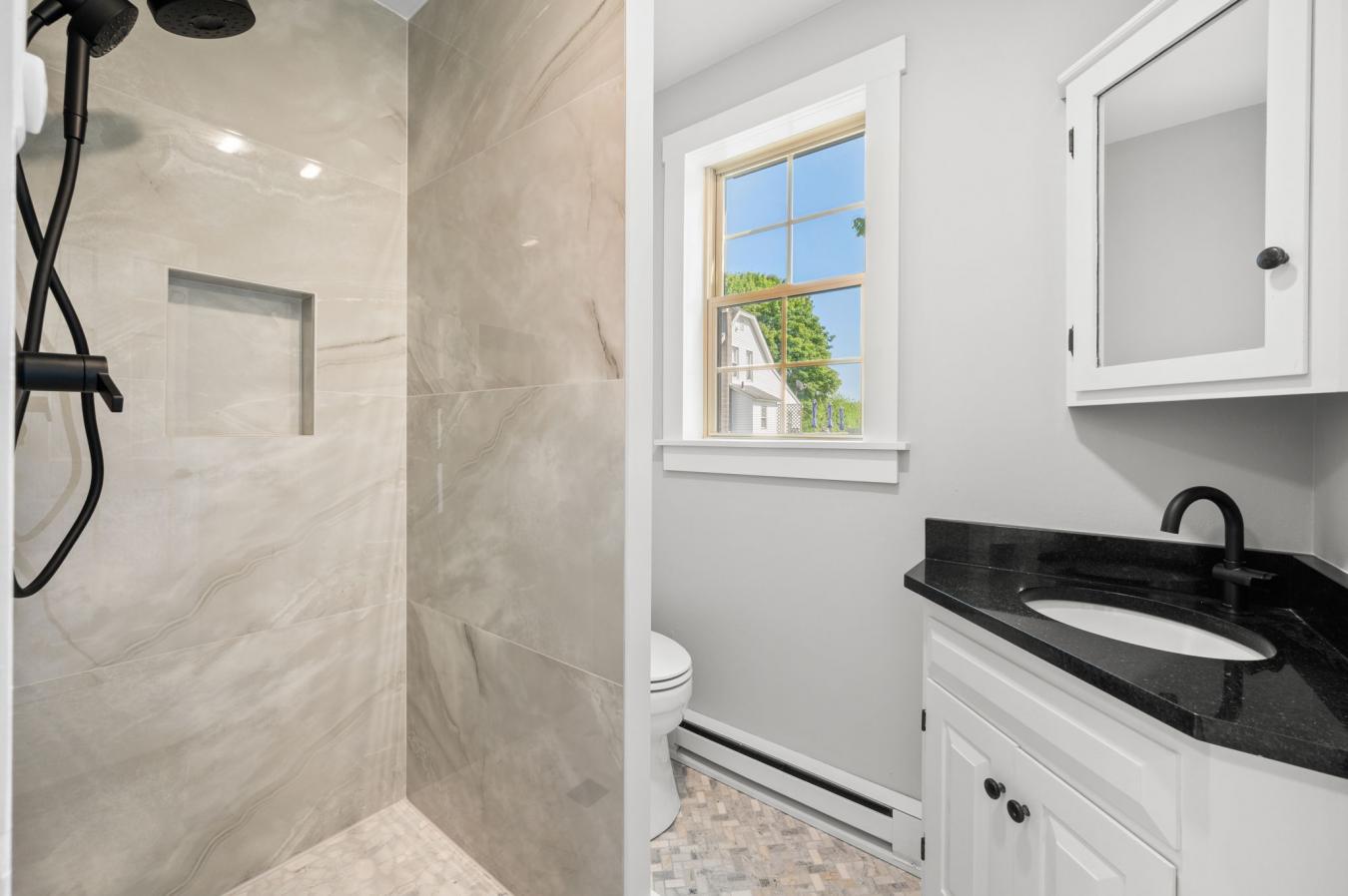 Waterford, New London, 06385, United States, 3 Bedrooms Bedrooms, ,2 BathroomsBathrooms,Residential,For Sale,1943937