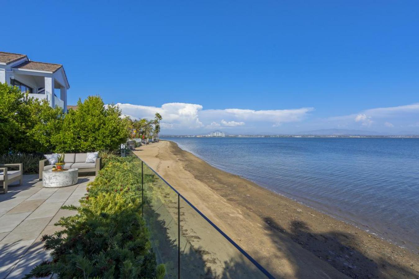Coronado, San Diego, 92118, United States, 3 Bedrooms Bedrooms, ,3 BathroomsBathrooms,Residential,For Sale,1943936