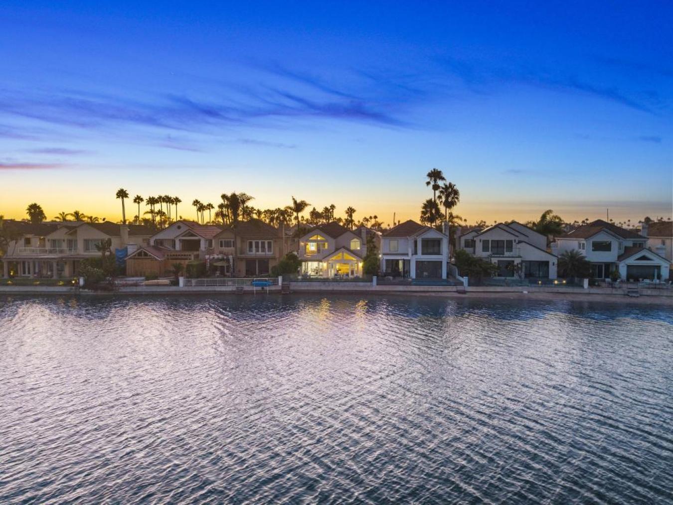 Coronado, San Diego, 92118, United States, 3 Bedrooms Bedrooms, ,3 BathroomsBathrooms,Residential,For Sale,1943936