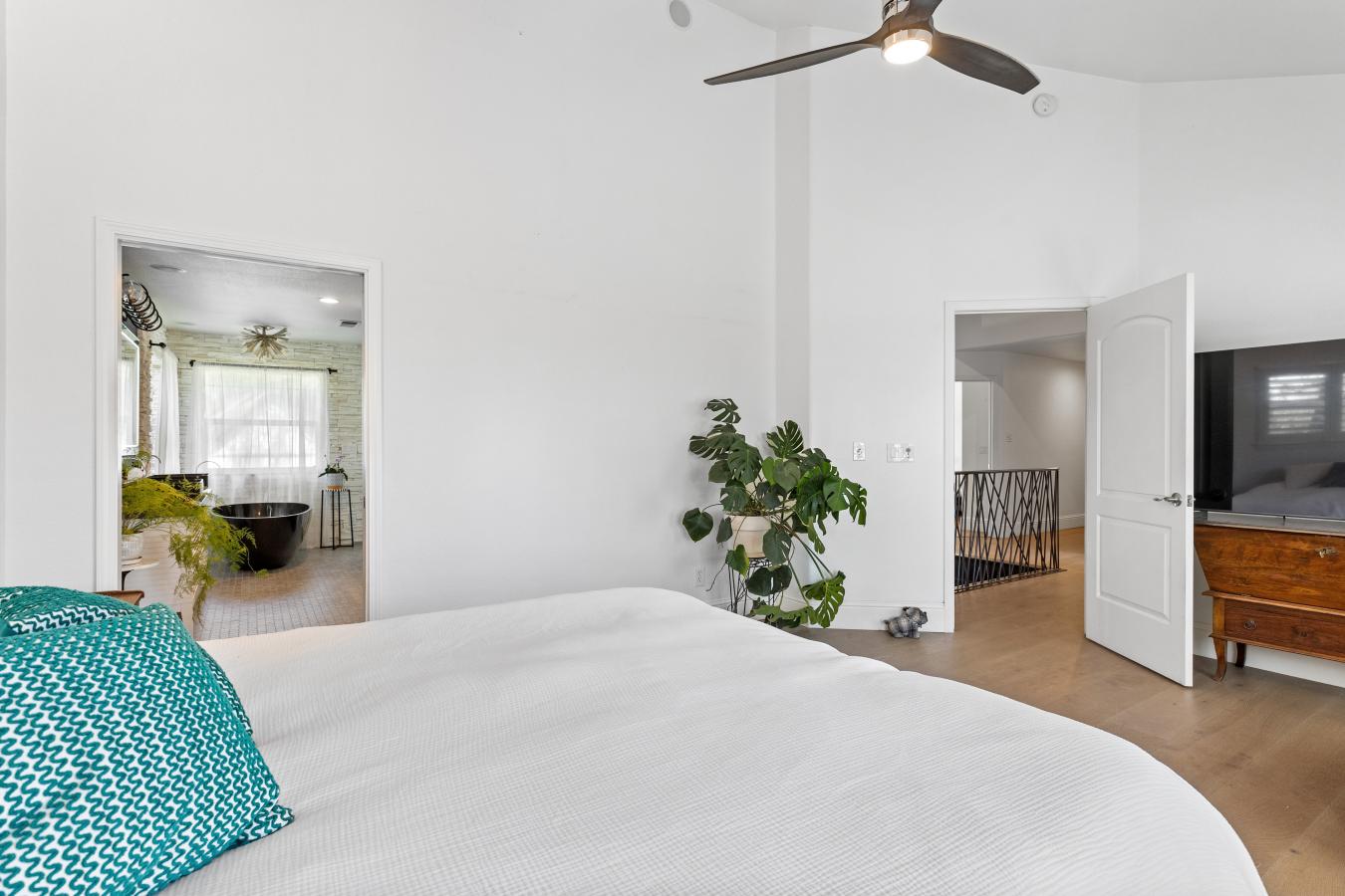 Auburn, Placer, 95603, United States, ,Residential,For Sale,1945423