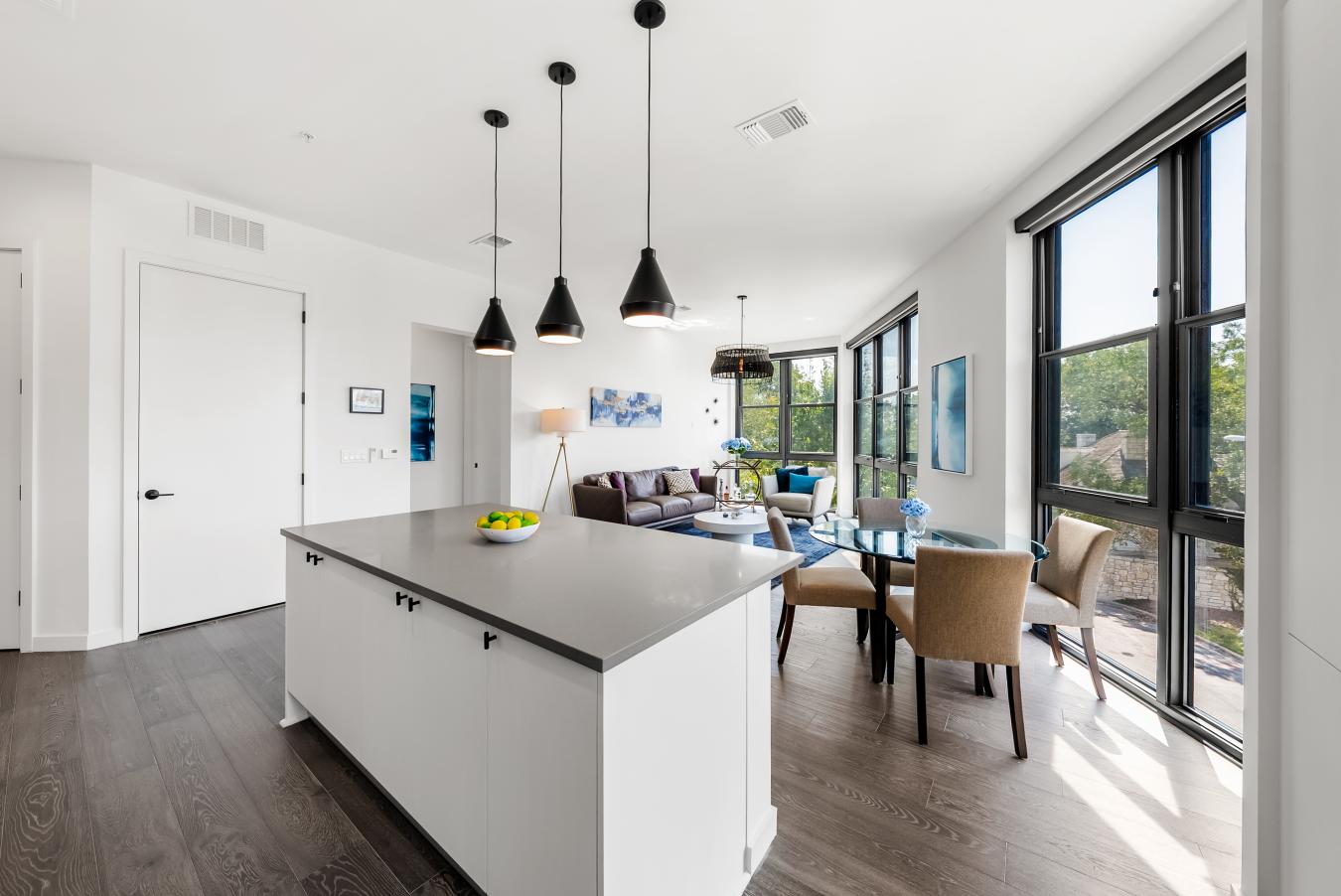 Austin, Travis, 78702, United States, 2 Bedrooms Bedrooms, ,2 BathroomsBathrooms,Residential,For Sale,1943933
