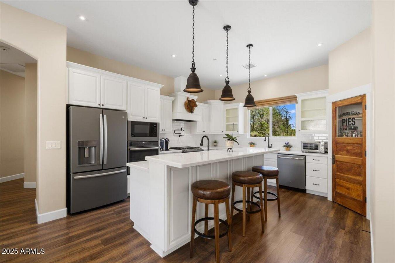 Prescott, Yavapai, 86303, United States, 4 Bedrooms Bedrooms, ,3 BathroomsBathrooms,Residential,For Sale,1943932