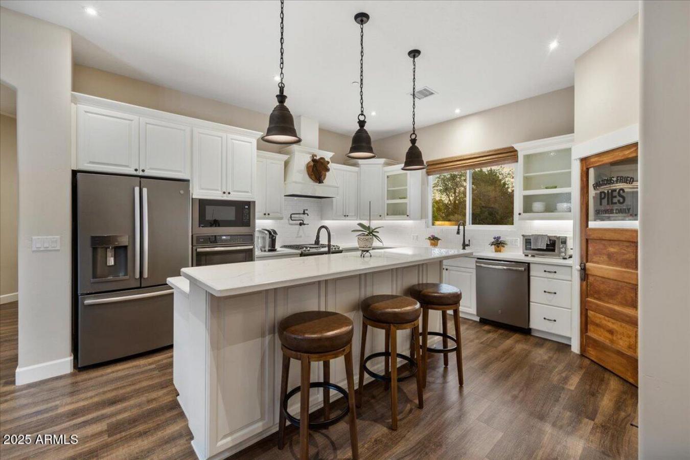 Prescott, Yavapai, 86303, United States, 4 Bedrooms Bedrooms, ,3 BathroomsBathrooms,Residential,For Sale,1943932