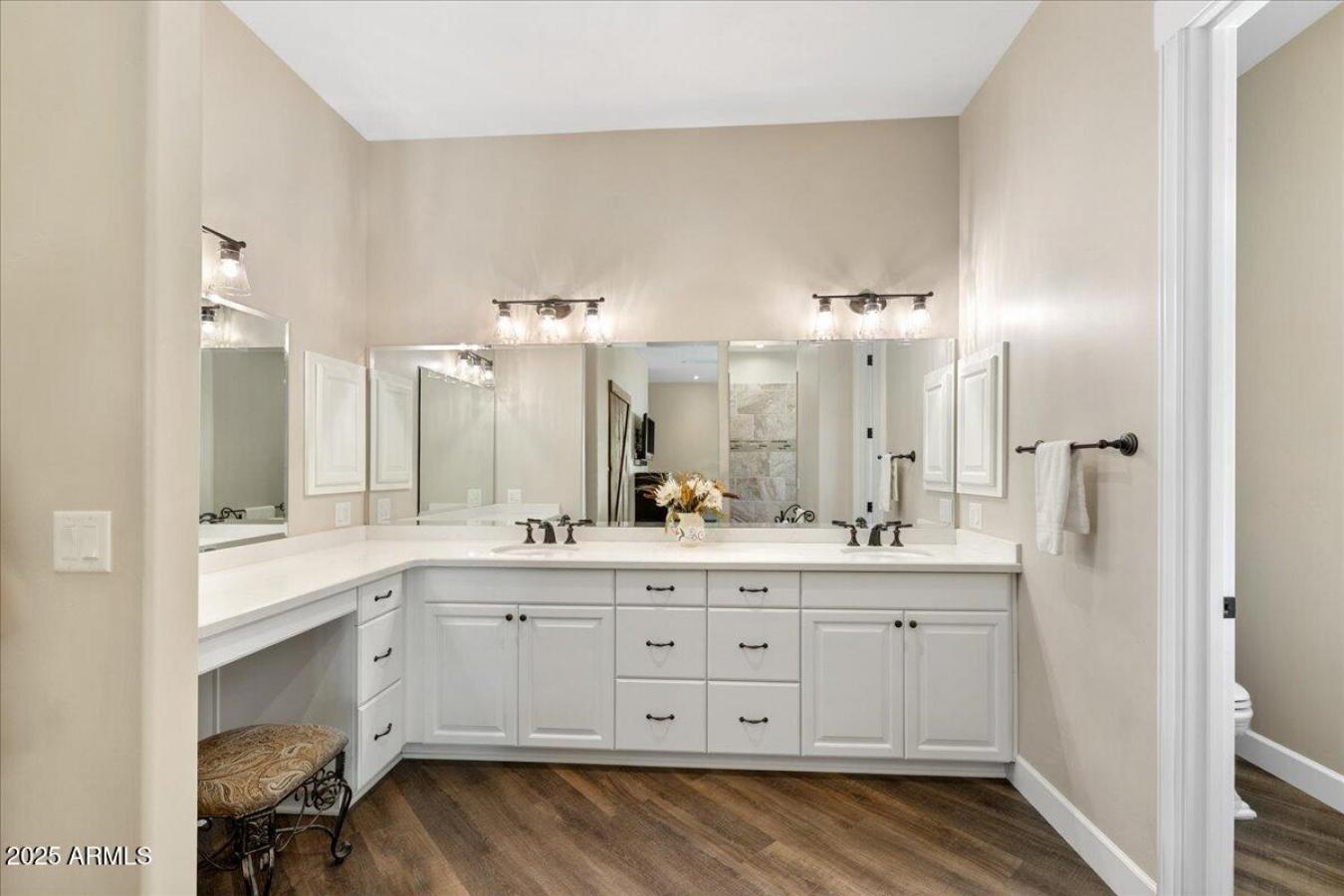Prescott, Yavapai, 86303, United States, 4 Bedrooms Bedrooms, ,3 BathroomsBathrooms,Residential,For Sale,1943932