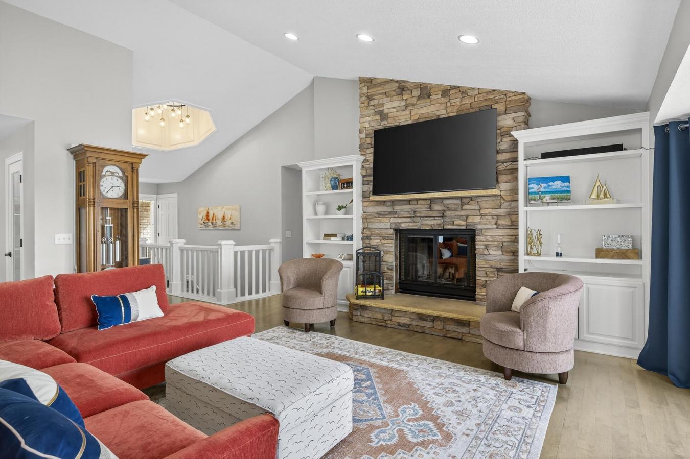 Prior Lake, Scott, 55372, United States, 5 Bedrooms Bedrooms, ,3 BathroomsBathrooms,Residential,For Sale,1943929