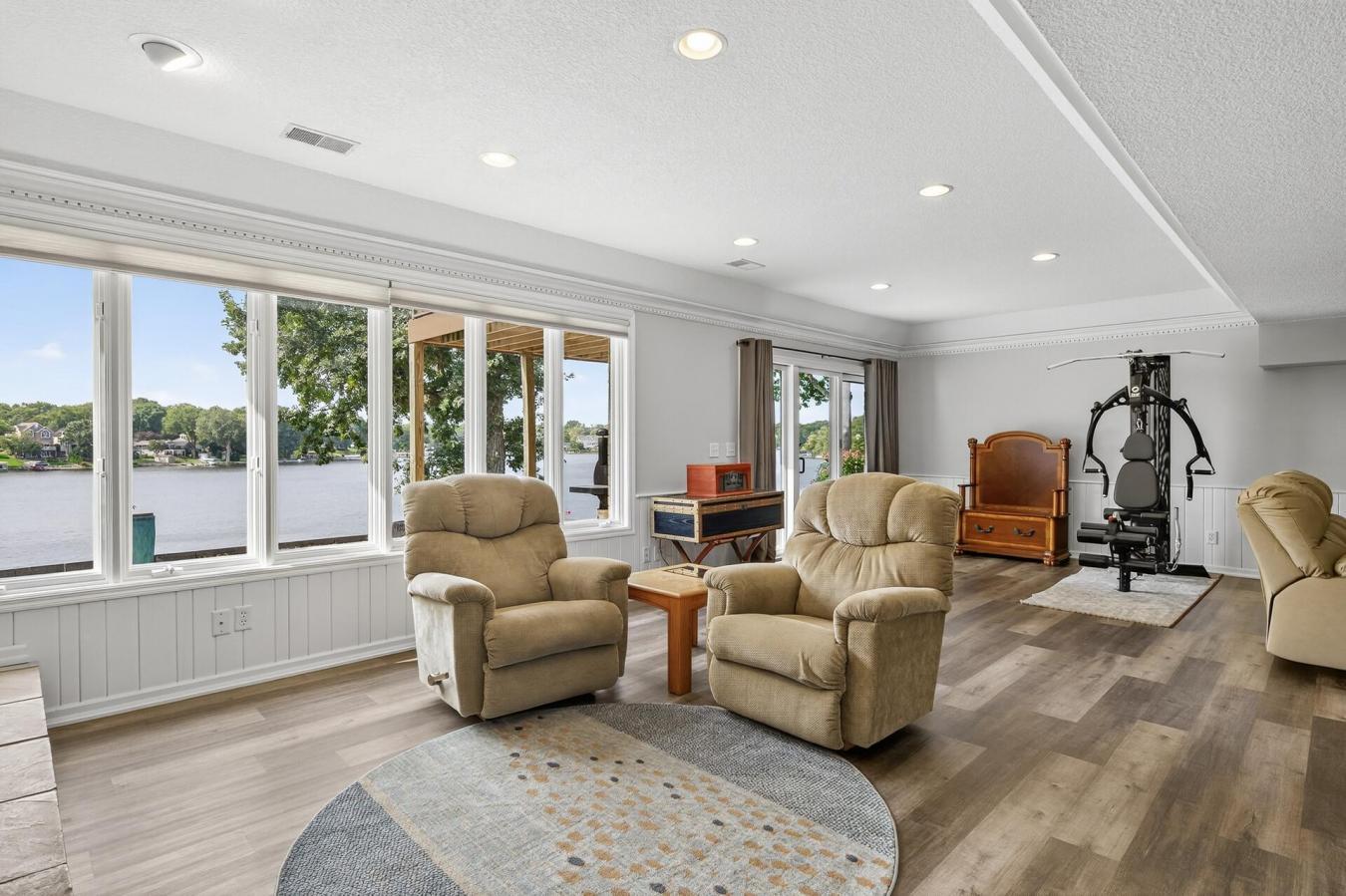 Prior Lake, Scott, 55372, United States, 5 Bedrooms Bedrooms, ,3 BathroomsBathrooms,Residential,For Sale,1943929