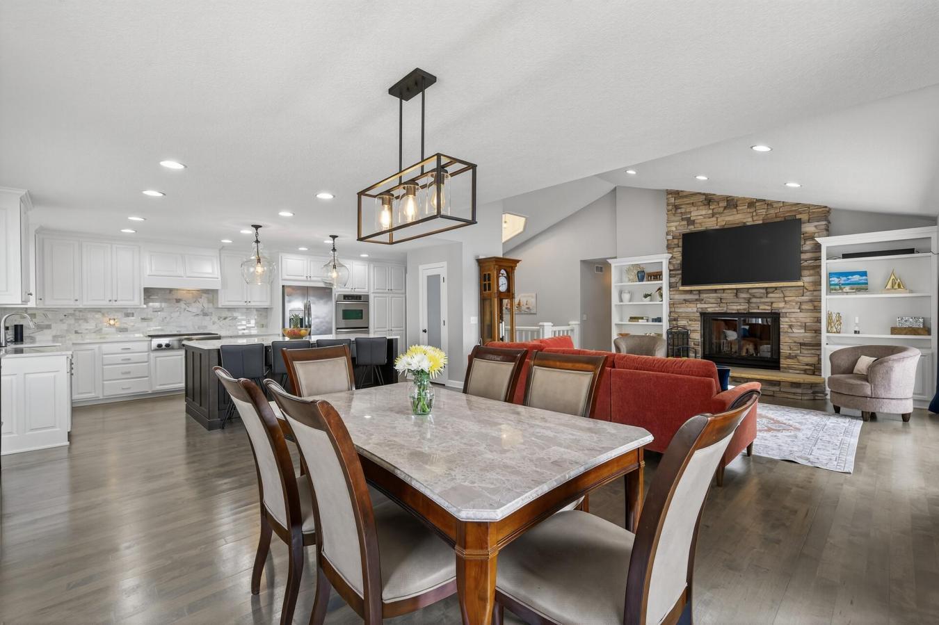 Prior Lake, Scott, 55372, United States, 5 Bedrooms Bedrooms, ,3 BathroomsBathrooms,Residential,For Sale,1943929