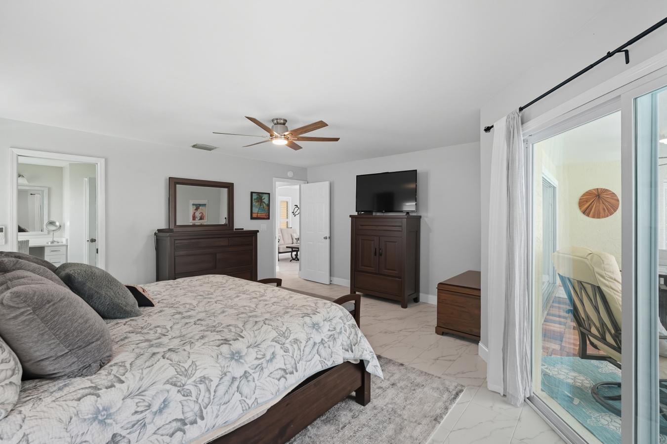 Cape Coral, Lee, 33914, United States, ,Residential,For Sale,1944216