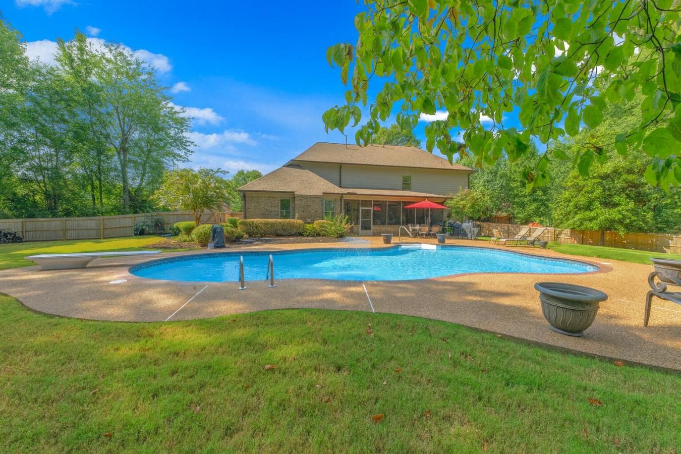 Lakeland, Shelby, 38002, United States, 4 Bedrooms Bedrooms, ,3 BathroomsBathrooms,Residential,For Sale,1944215