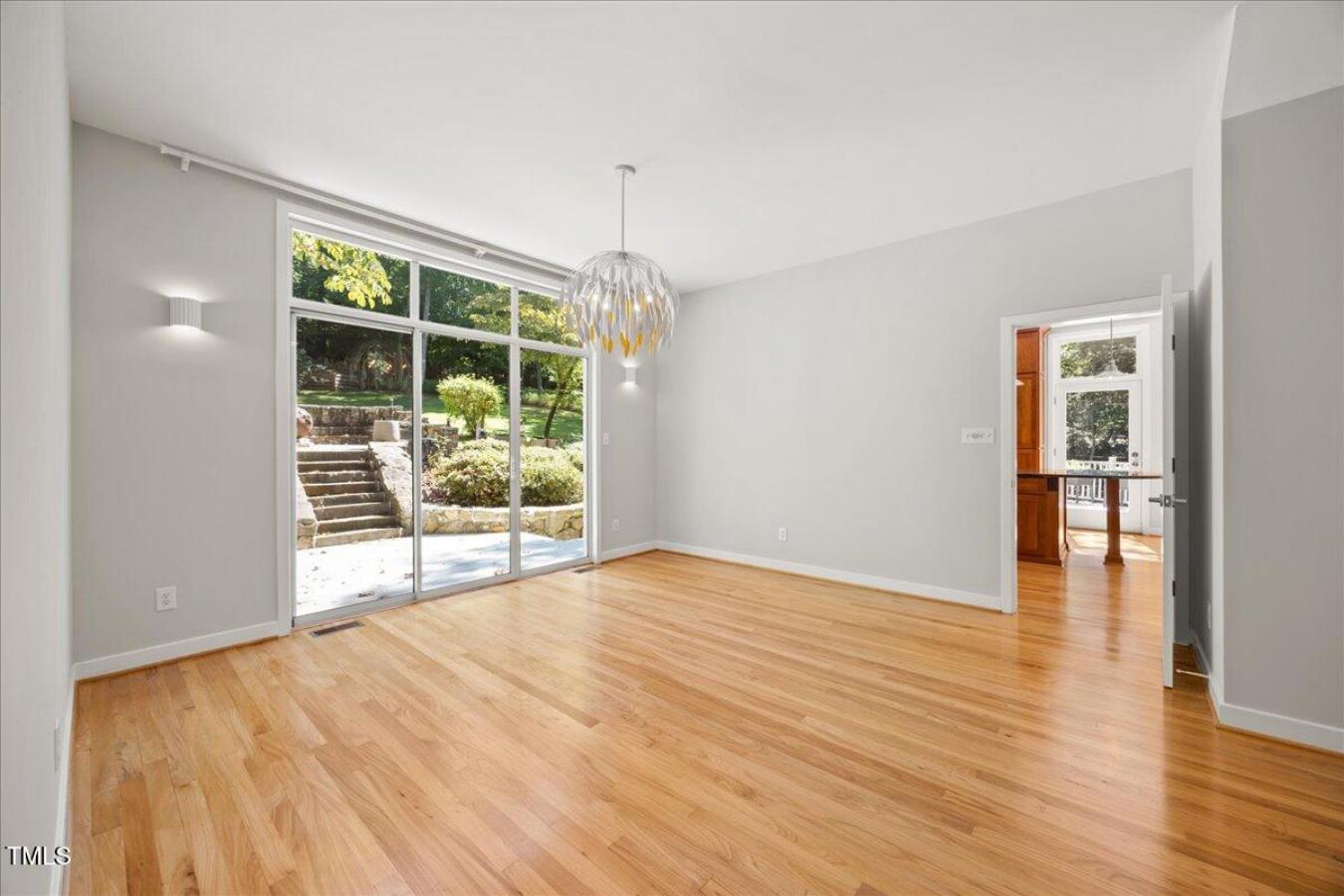 Chapel Hill, Orange, 27514, United States, 4 Bedrooms Bedrooms, ,4 BathroomsBathrooms,Residential,For Sale,1944212
