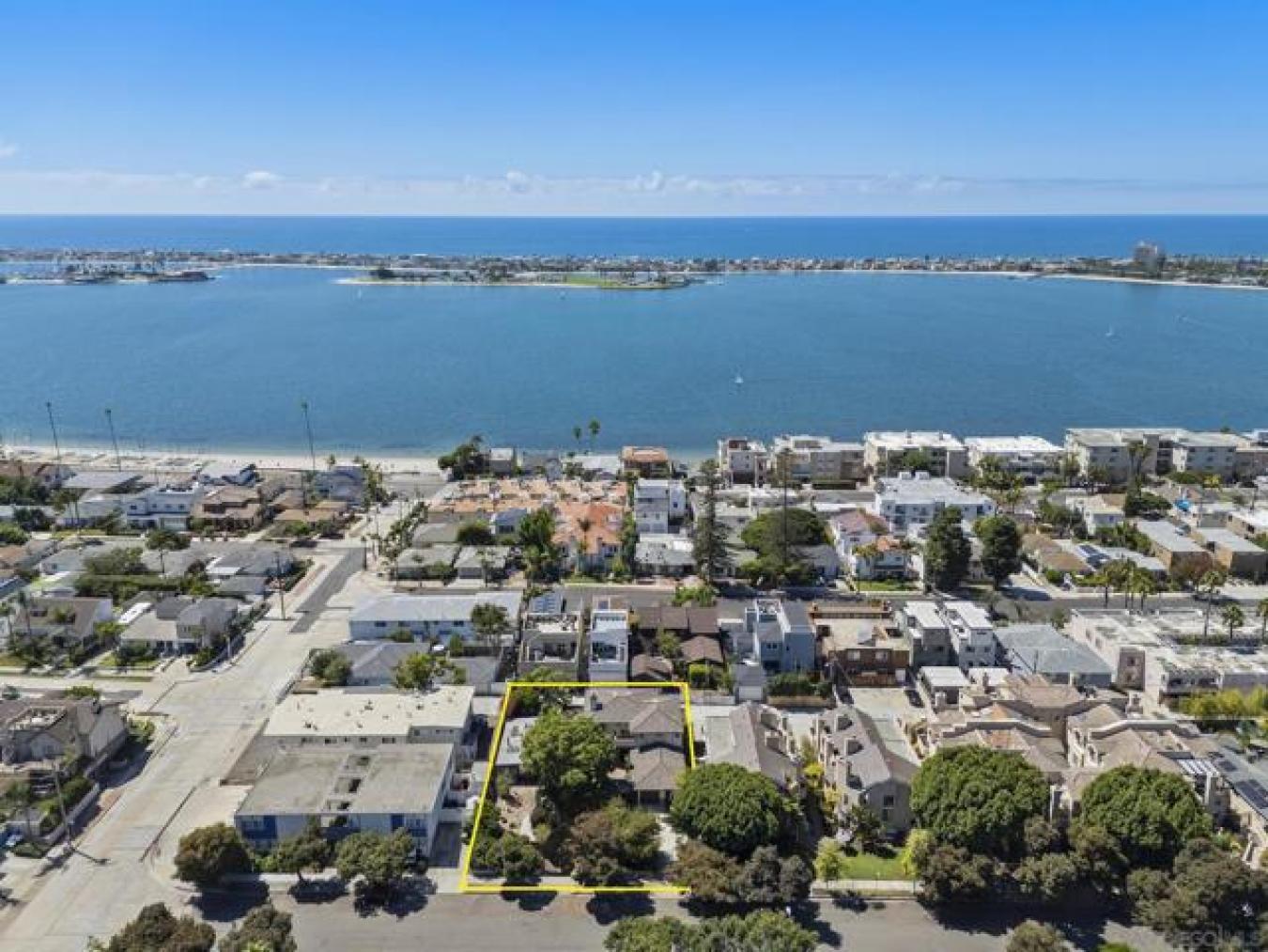 San Diego, San Diego, 92109, United States, 4 Bedrooms Bedrooms, ,3 BathroomsBathrooms,Residential,For Sale,1944206