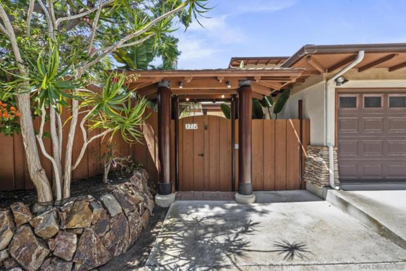 San Diego, San Diego, 92109, United States, 4 Bedrooms Bedrooms, ,3 BathroomsBathrooms,Residential,For Sale,1944206