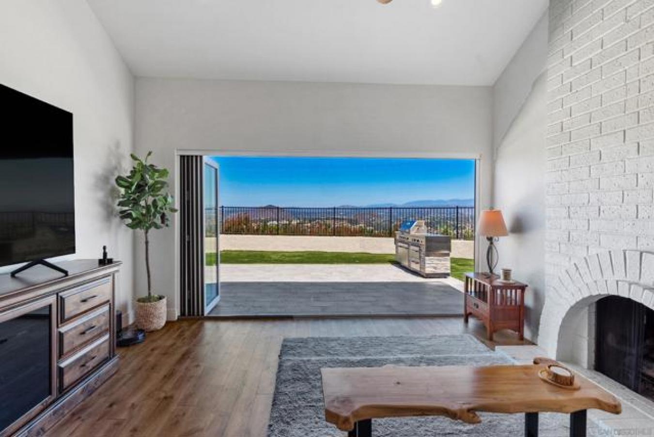 San Diego, San Diego, 92128, United States, 3 Bedrooms Bedrooms, ,2 BathroomsBathrooms,Residential,For Sale,1944205