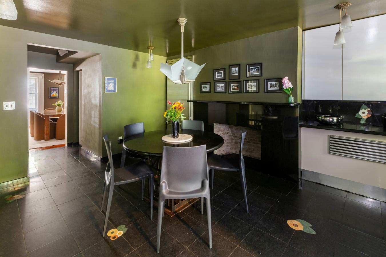 West Village, New York, 10014, United States, 5 Bedrooms Bedrooms, ,3 BathroomsBathrooms,Residential,For Sale,1944200