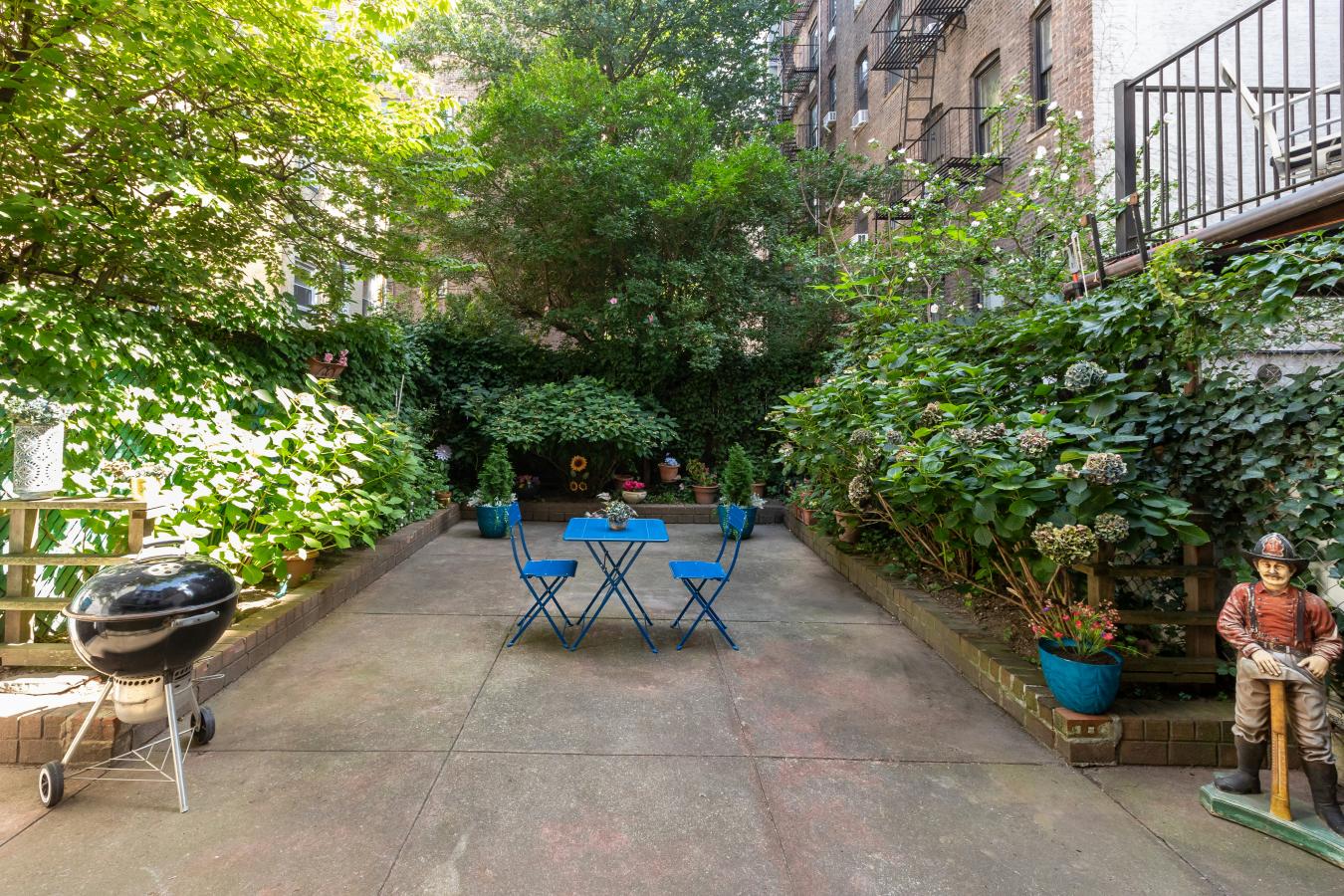 West Village, New York, 10014, United States, 5 Bedrooms Bedrooms, ,3 BathroomsBathrooms,Residential,For Sale,1944200