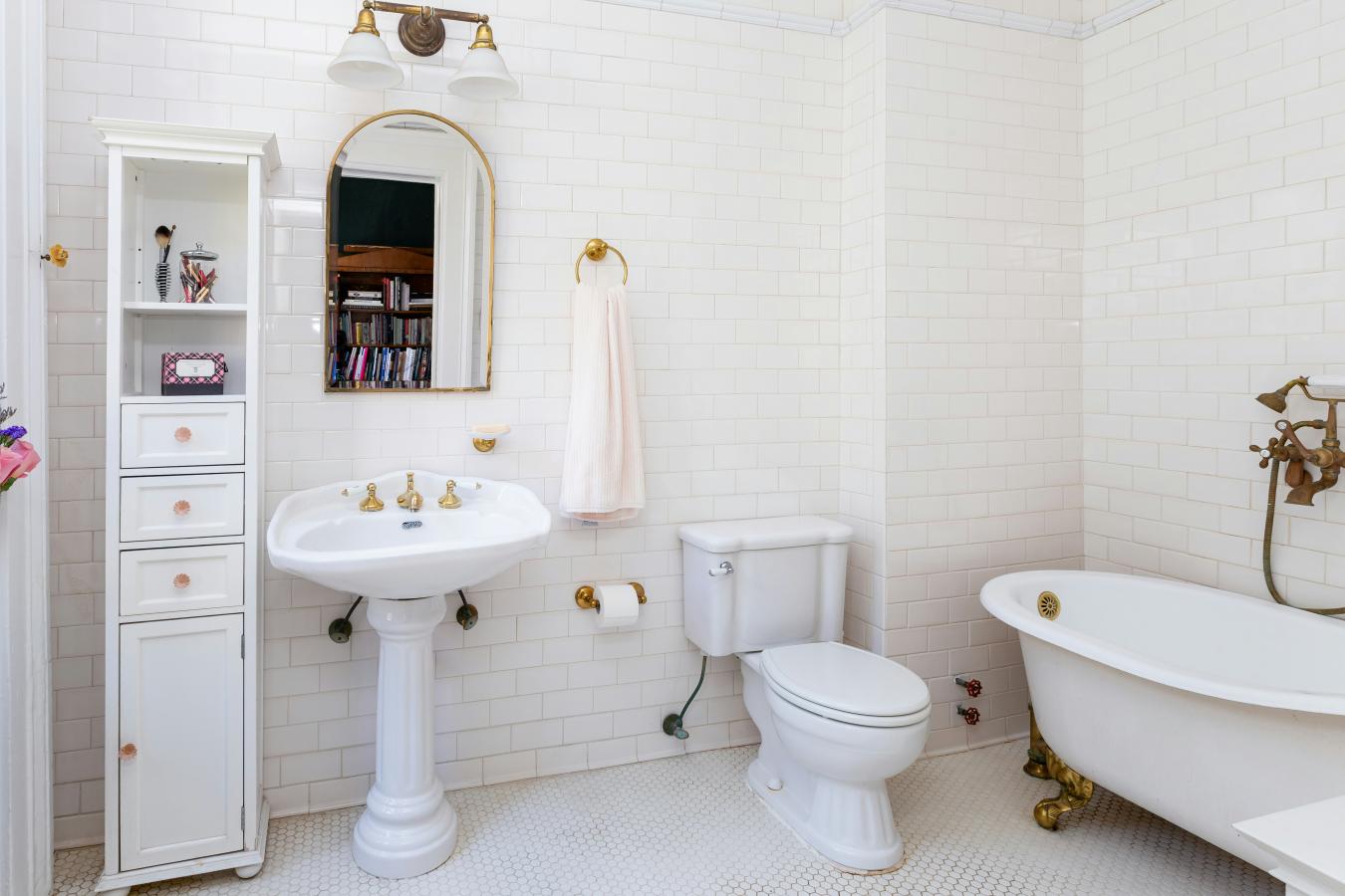 West Village, New York, 10014, United States, 5 Bedrooms Bedrooms, ,3 BathroomsBathrooms,Residential,For Sale,1944200