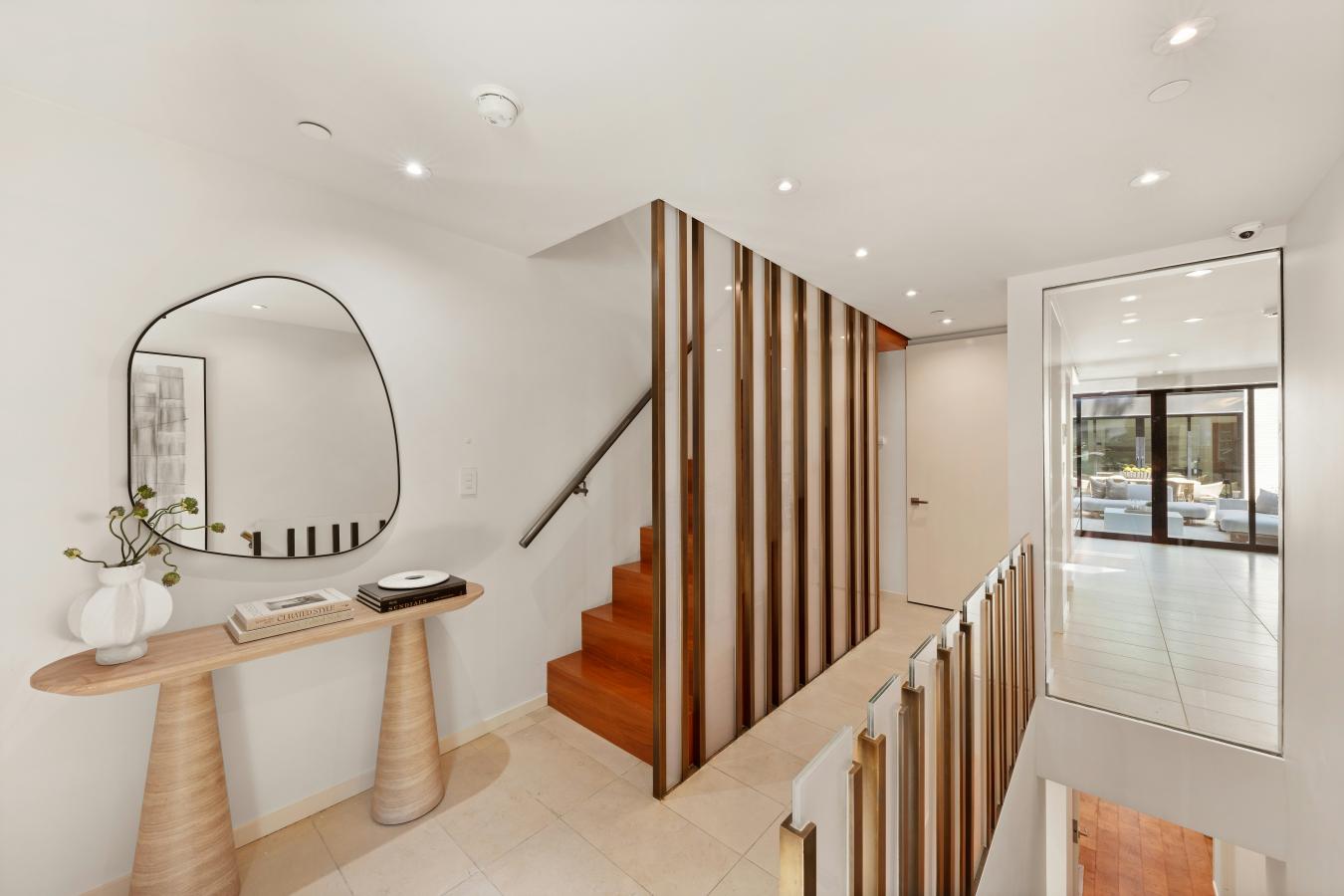 New York, New York, 10065, United States, 5 Bedrooms Bedrooms, ,5 BathroomsBathrooms,Residential,For Sale,1944198