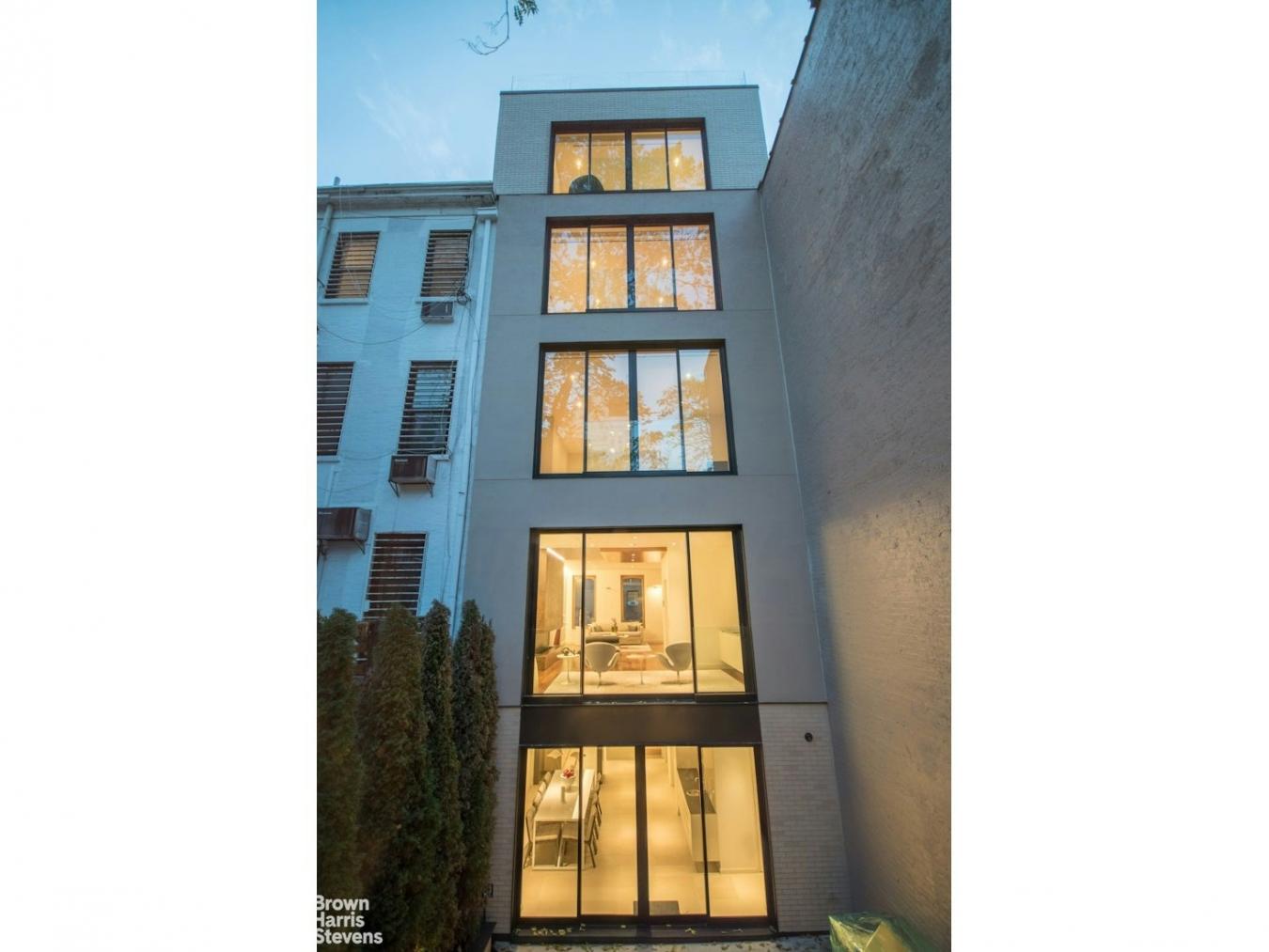 New York, New York, 10065, United States, 5 Bedrooms Bedrooms, ,5 BathroomsBathrooms,Residential,For Sale,1944198