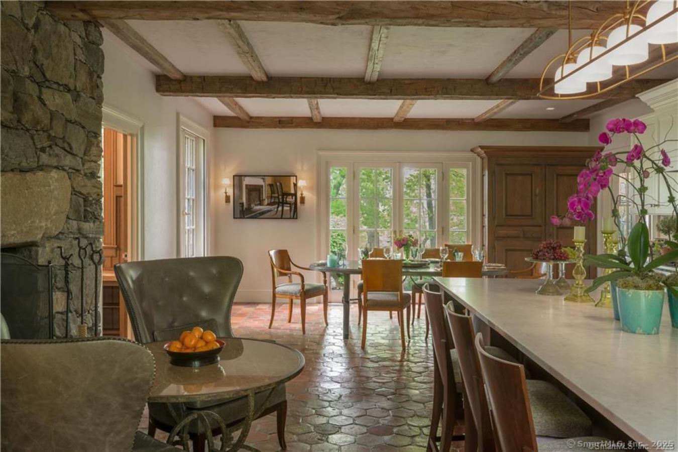 Kent, Connecticut, 06757, United States, 6 Bedrooms Bedrooms, ,6 BathroomsBathrooms,Residential,For Sale,1944197