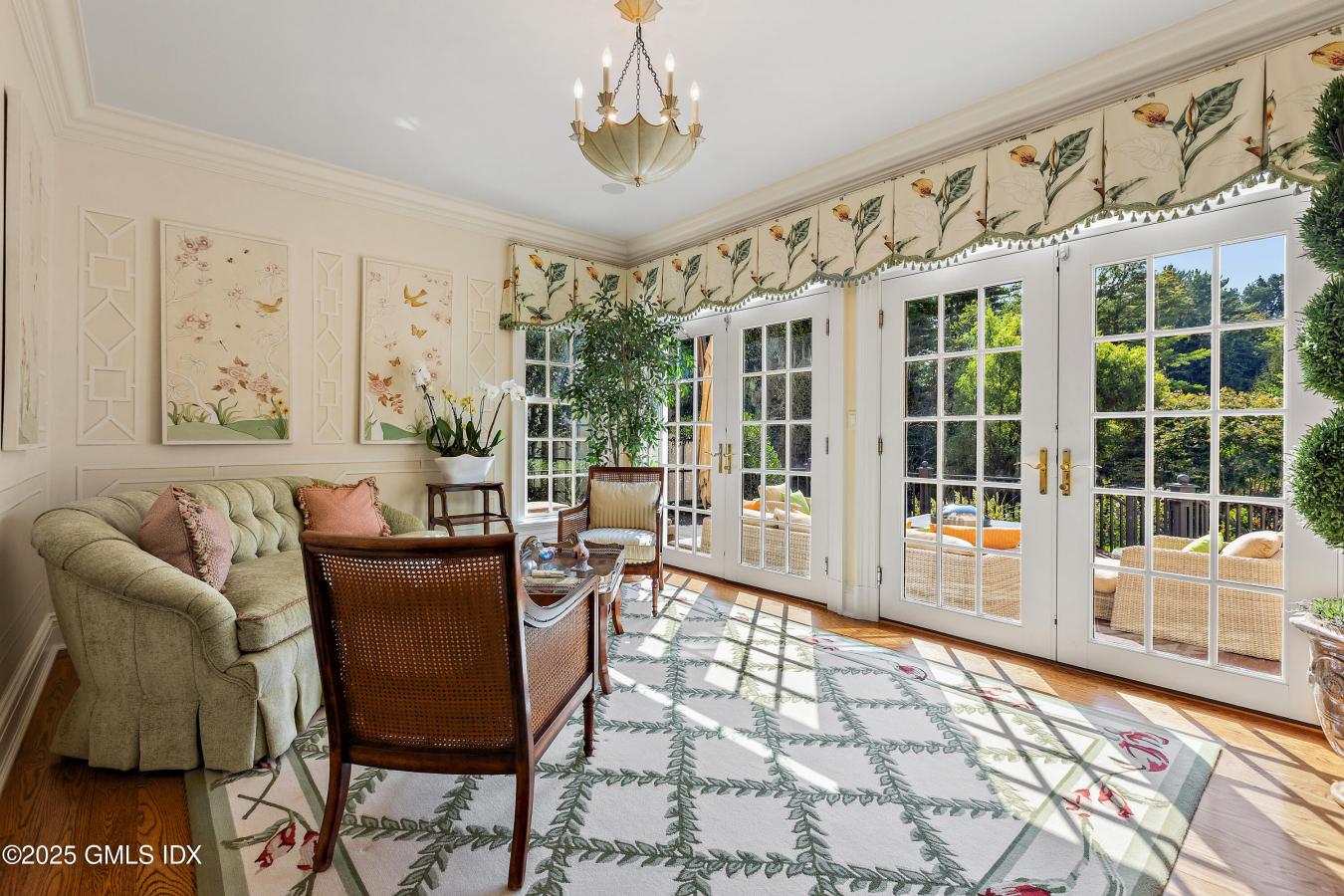Greenwich, Connecticut, 06831, United States, 5 Bedrooms Bedrooms, ,5 BathroomsBathrooms,Residential,For Sale,1944193