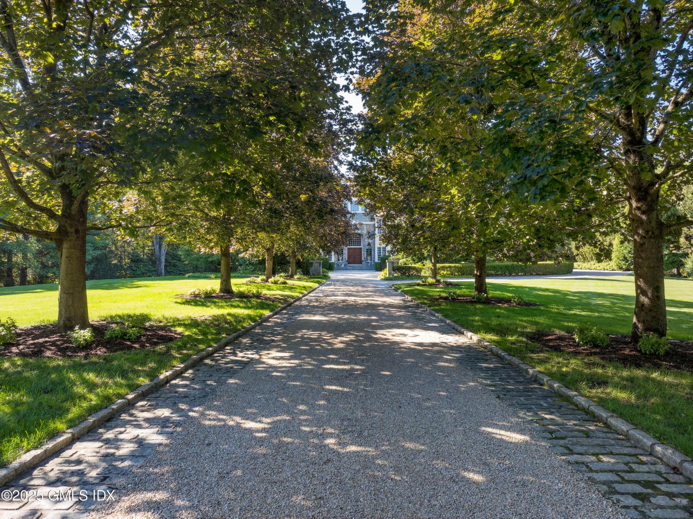 Greenwich, Connecticut, 06831, United States, 5 Bedrooms Bedrooms, ,5 BathroomsBathrooms,Residential,For Sale,1944193