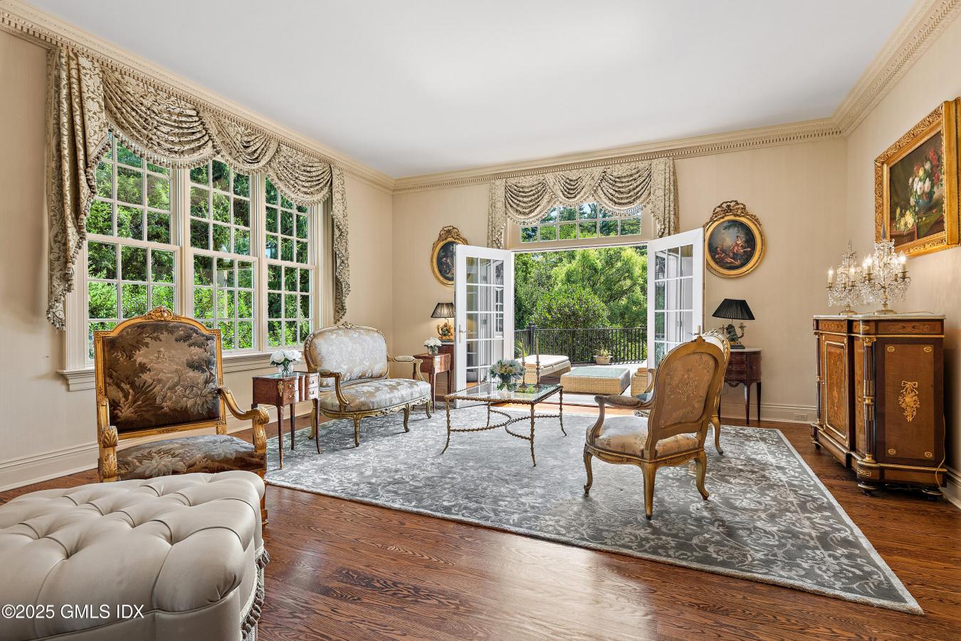 Greenwich, Connecticut, 06831, United States, 5 Bedrooms Bedrooms, ,5 BathroomsBathrooms,Residential,For Sale,1944193
