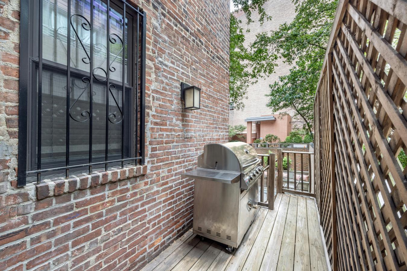 New York, New York, 10025, United States, 4 Bedrooms Bedrooms, ,3 BathroomsBathrooms,Residential,For Sale,1944192