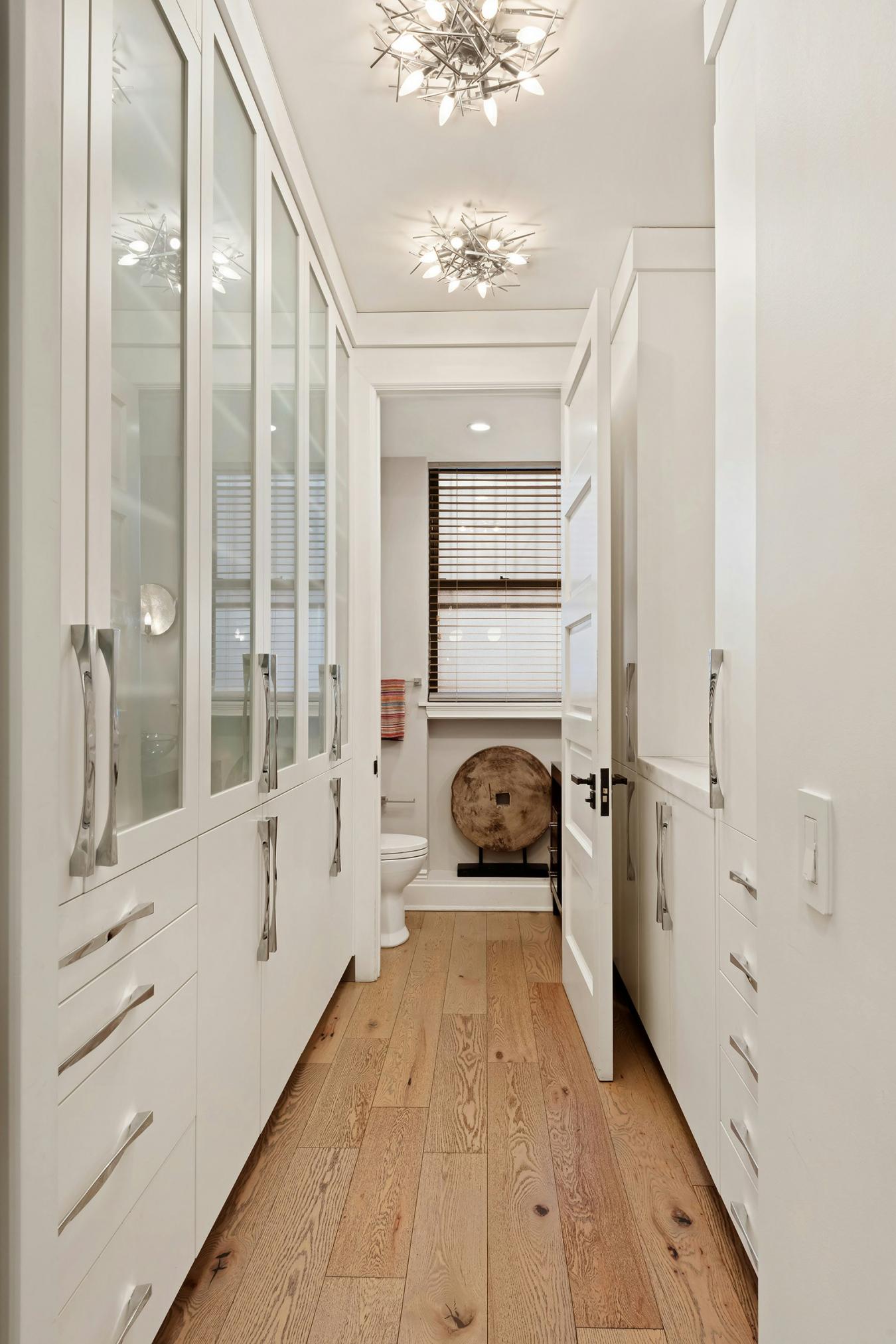New York, New York, 10025, United States, 4 Bedrooms Bedrooms, ,3 BathroomsBathrooms,Residential,For Sale,1944192