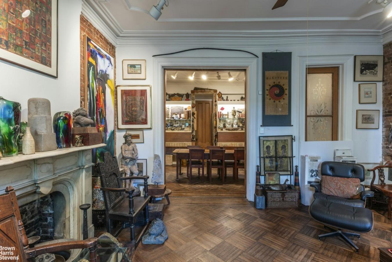 New York, New York, 10128, United States, 8 Bedrooms Bedrooms, ,2 BathroomsBathrooms,Residential,For Sale,1944189