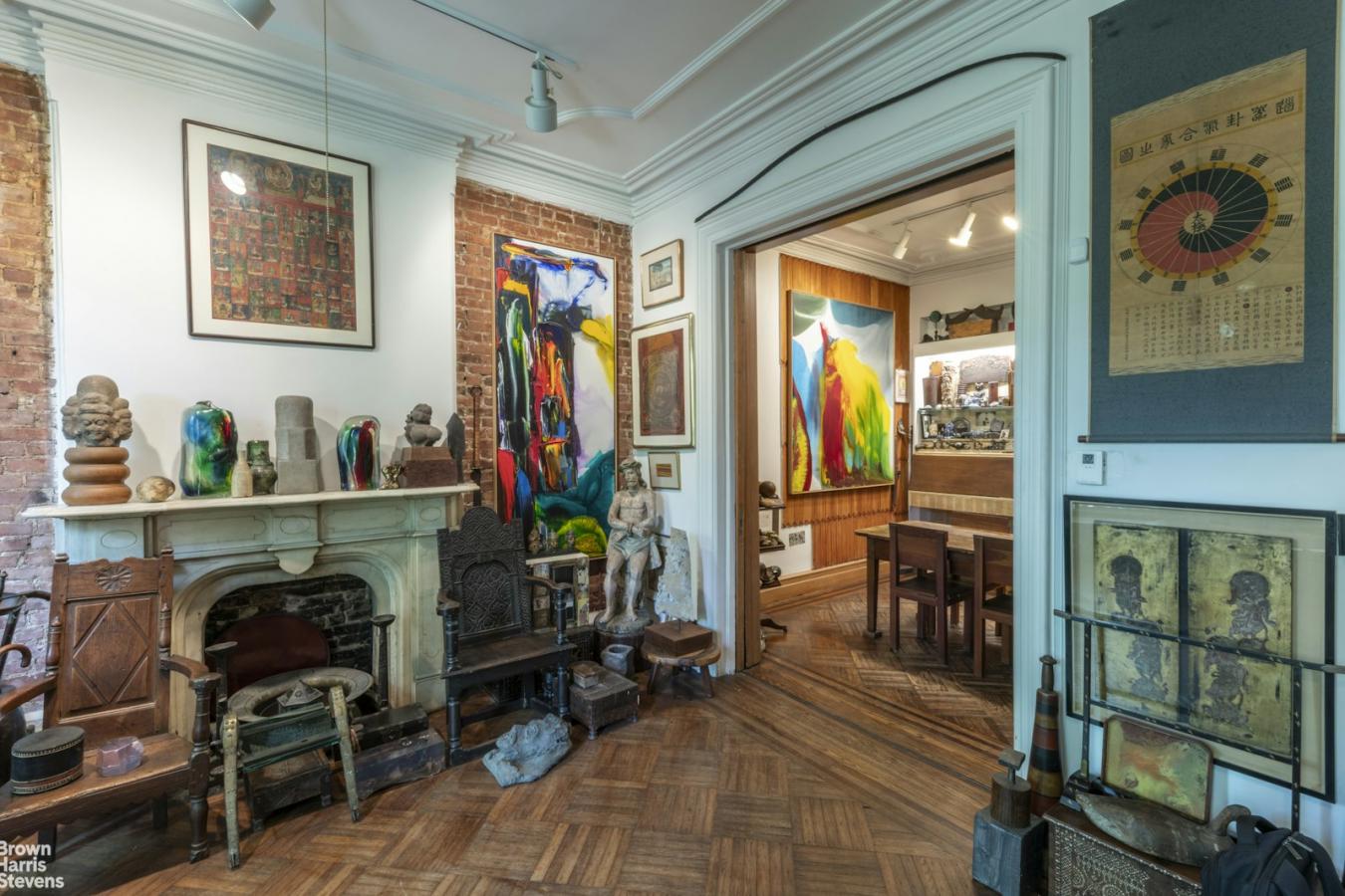 New York, New York, 10128, United States, 8 Bedrooms Bedrooms, ,2 BathroomsBathrooms,Residential,For Sale,1944190