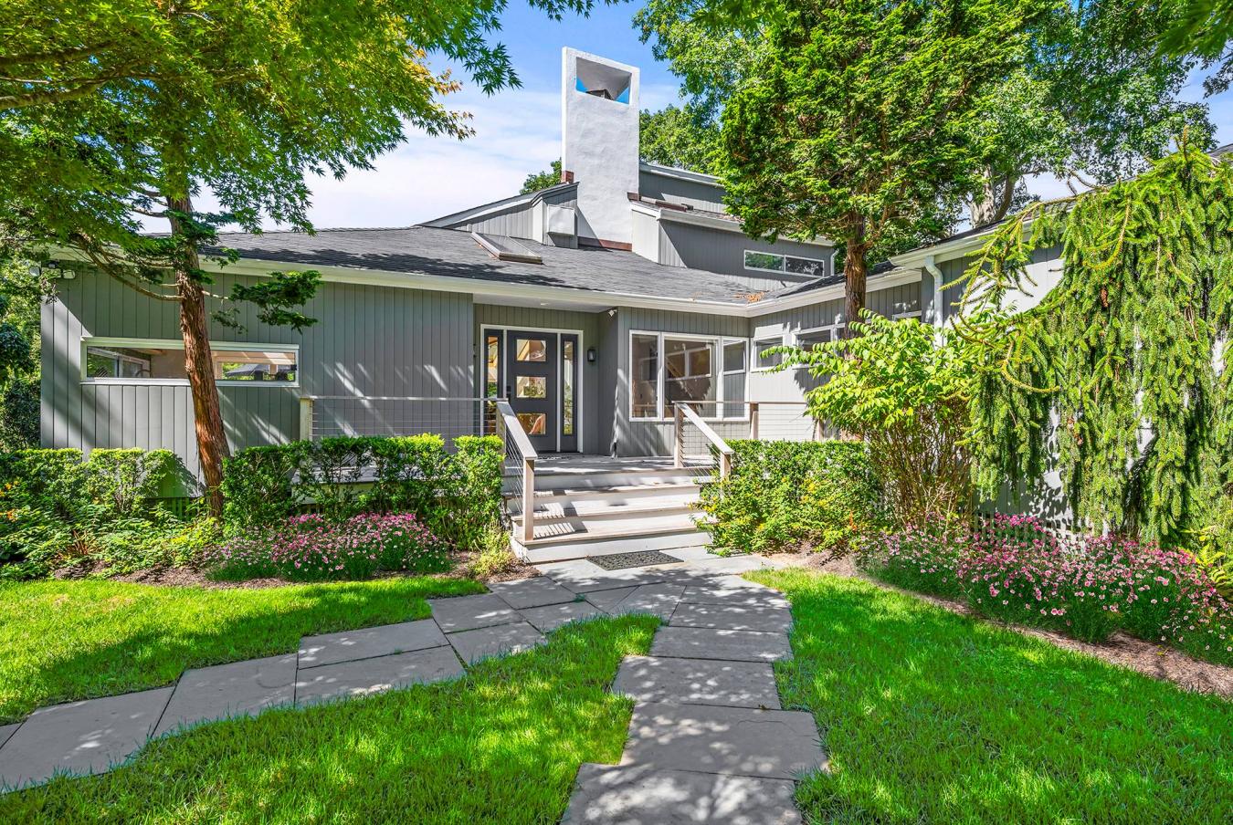Village of Quogue, New York, 11959, United States, 3 Bedrooms Bedrooms, ,3 BathroomsBathrooms,Residential,For Sale,1944188