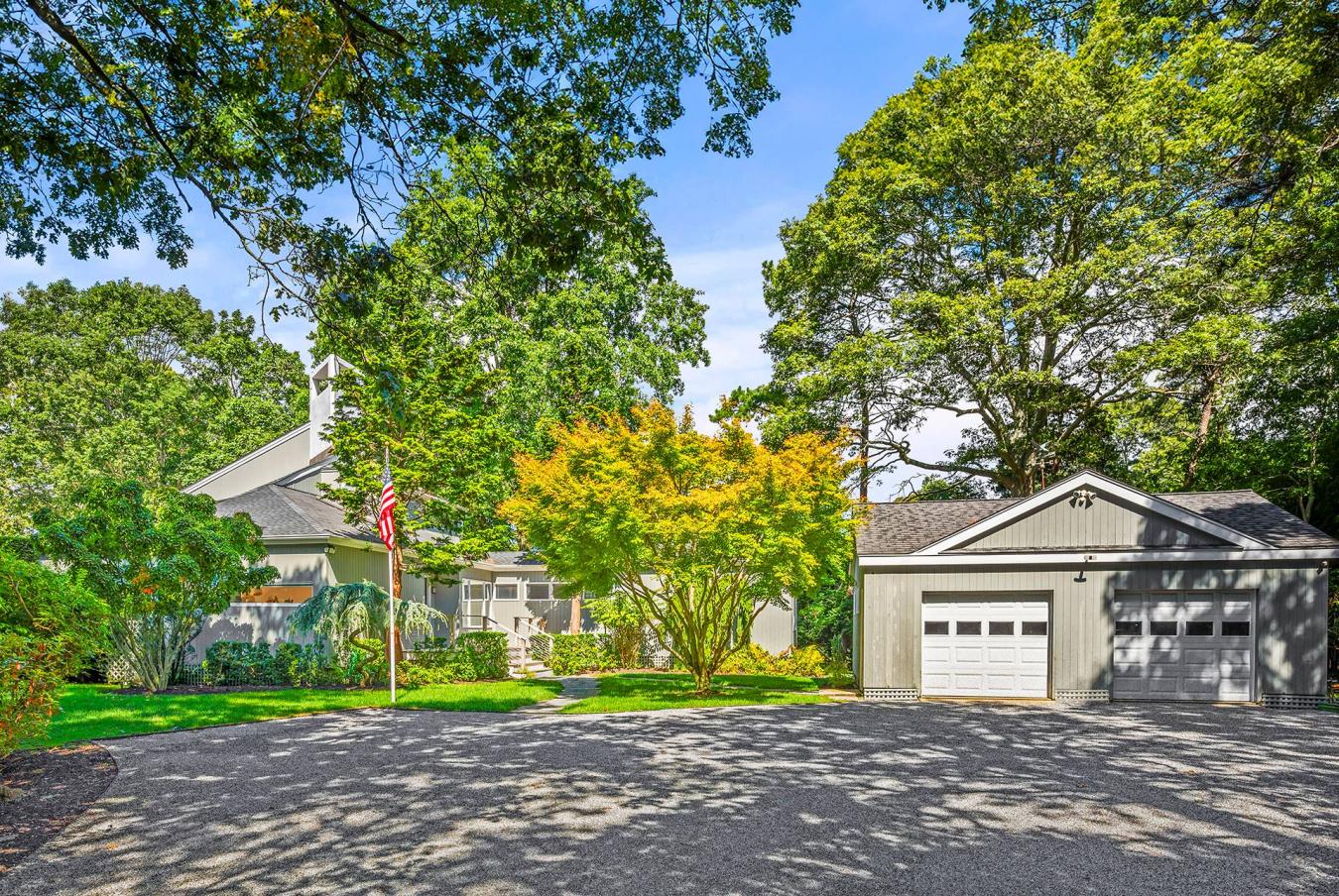 Village of Quogue, New York, 11959, United States, 3 Bedrooms Bedrooms, ,3 BathroomsBathrooms,Residential,For Sale,1944188