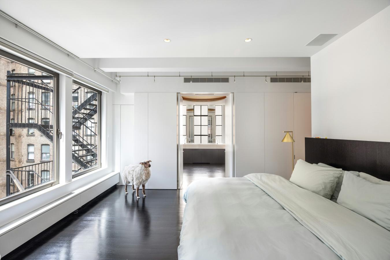 Flatiron, New York, 10016, United States, 3 Bedrooms Bedrooms, ,2 BathroomsBathrooms,Residential,For Sale,1944187