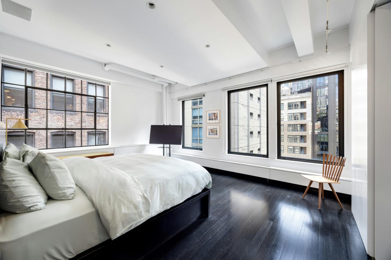 Flatiron, New York, 10016, United States, 3 Bedrooms Bedrooms, ,2 BathroomsBathrooms,Residential,For Sale,1944187