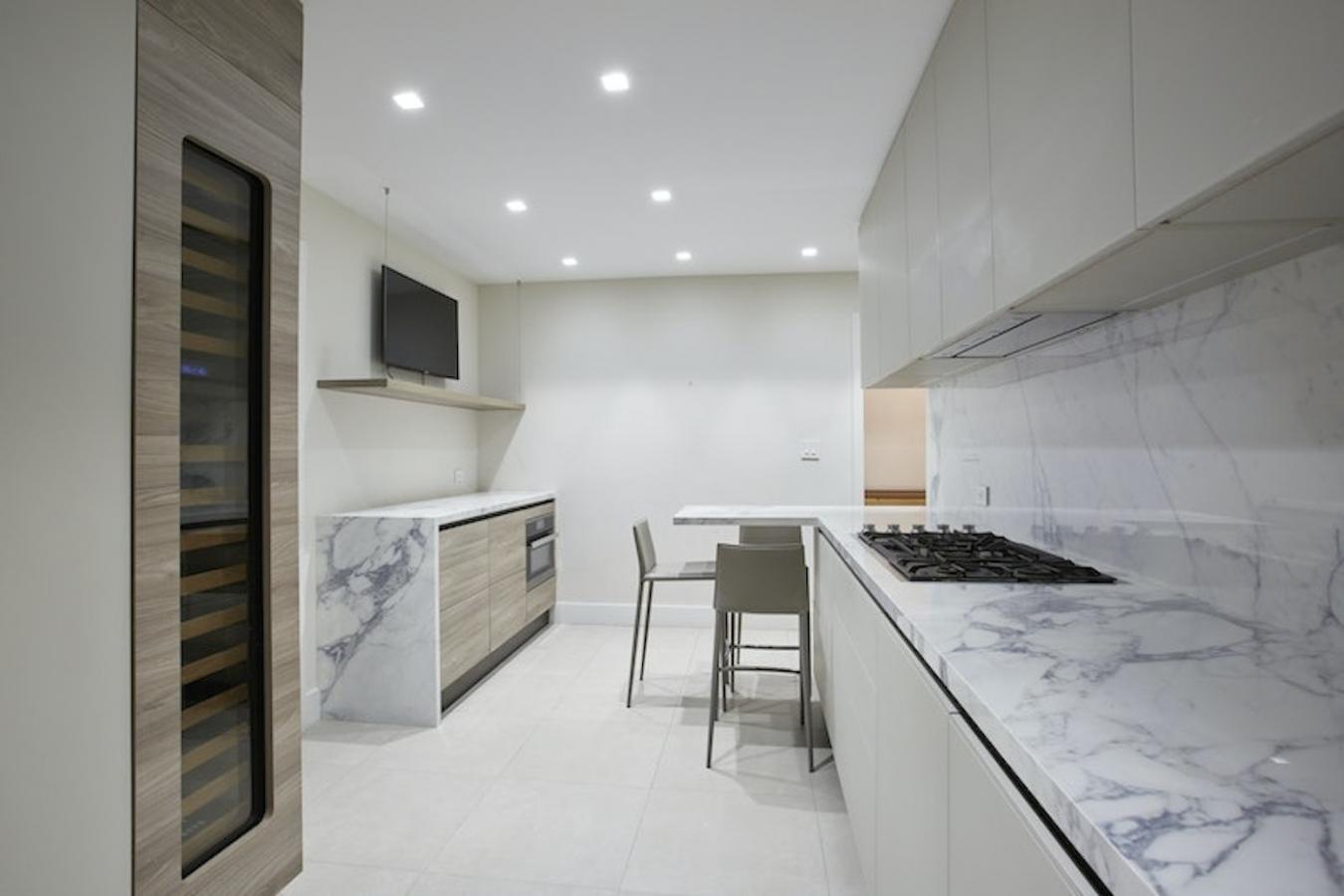 New York, New York, 10075, United States, 6 Bedrooms Bedrooms, ,4 BathroomsBathrooms,Residential,For Sale,1944185