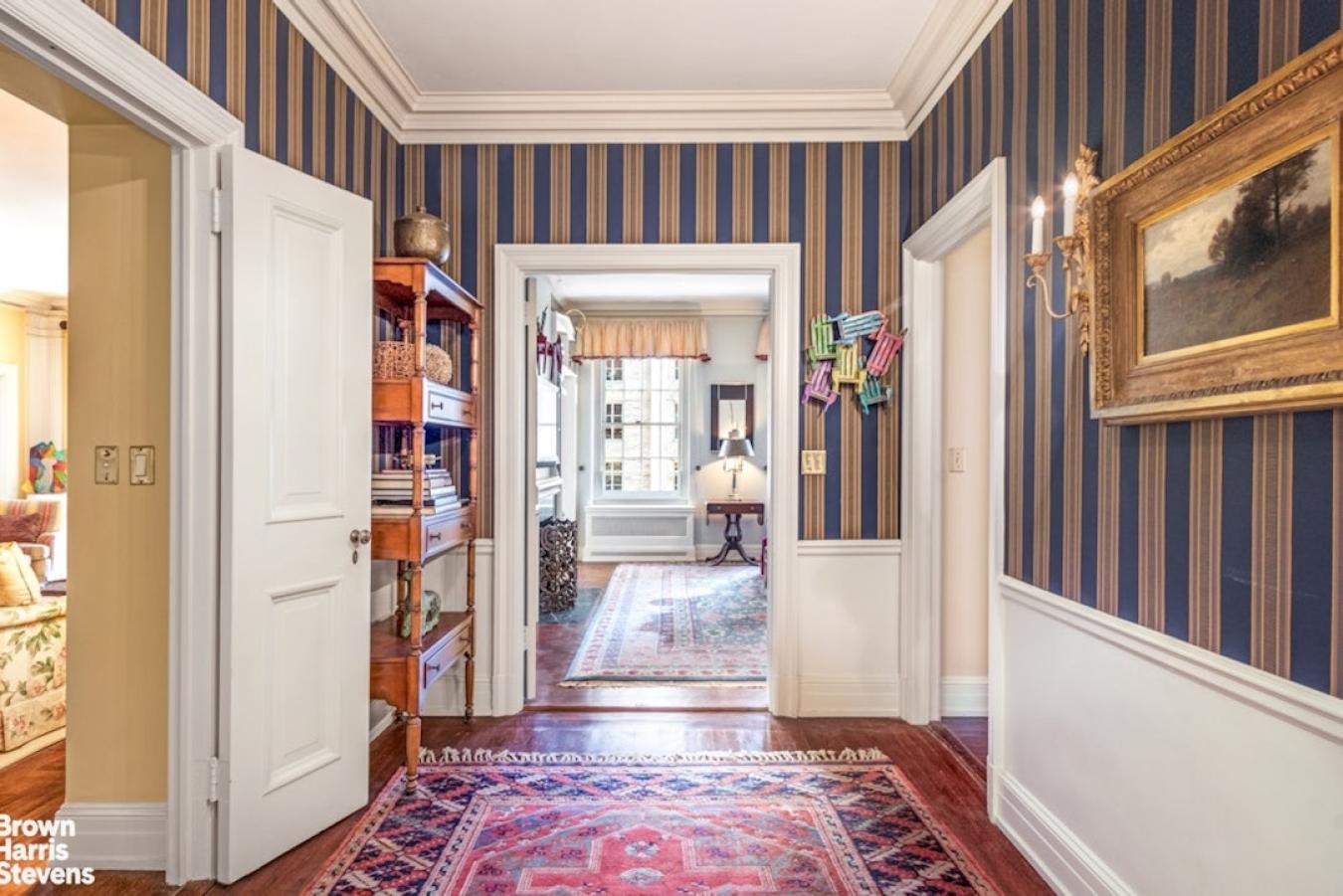 New York, New York, 10075, United States, 4 Bedrooms Bedrooms, ,3 BathroomsBathrooms,Residential,For Sale,1944183