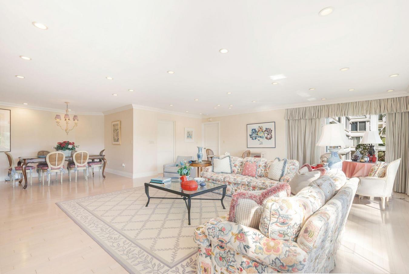 Palm Beach, Florida, 33480, United States, 3 Bedrooms Bedrooms, ,3 BathroomsBathrooms,Residential,For Sale,1944184