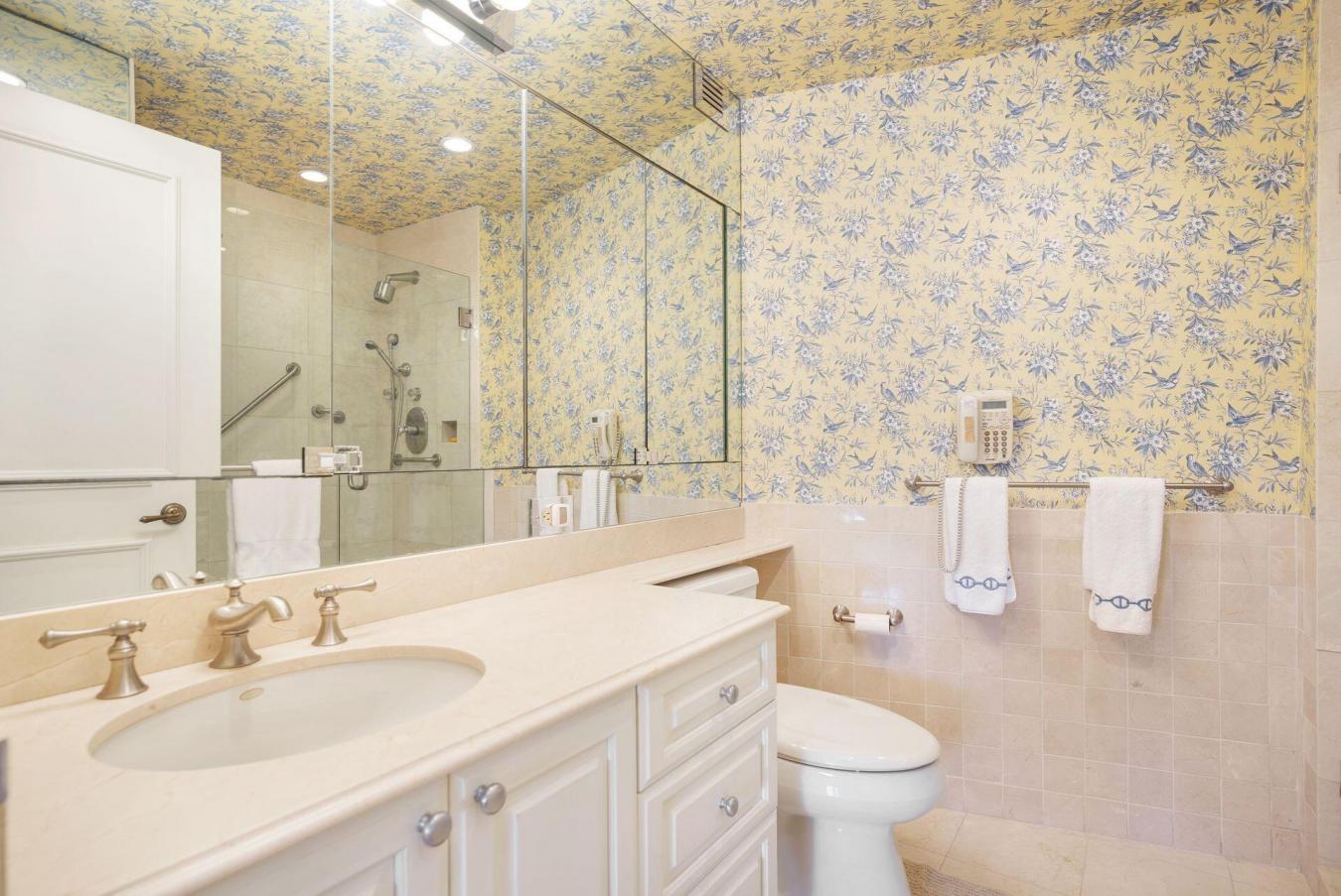 Palm Beach, Florida, 33480, United States, 3 Bedrooms Bedrooms, ,3 BathroomsBathrooms,Residential,For Sale,1944184
