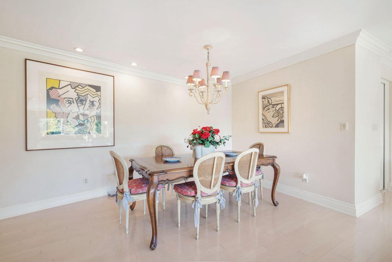Palm Beach, Florida, 33480, United States, 3 Bedrooms Bedrooms, ,3 BathroomsBathrooms,Residential,For Sale,1944184