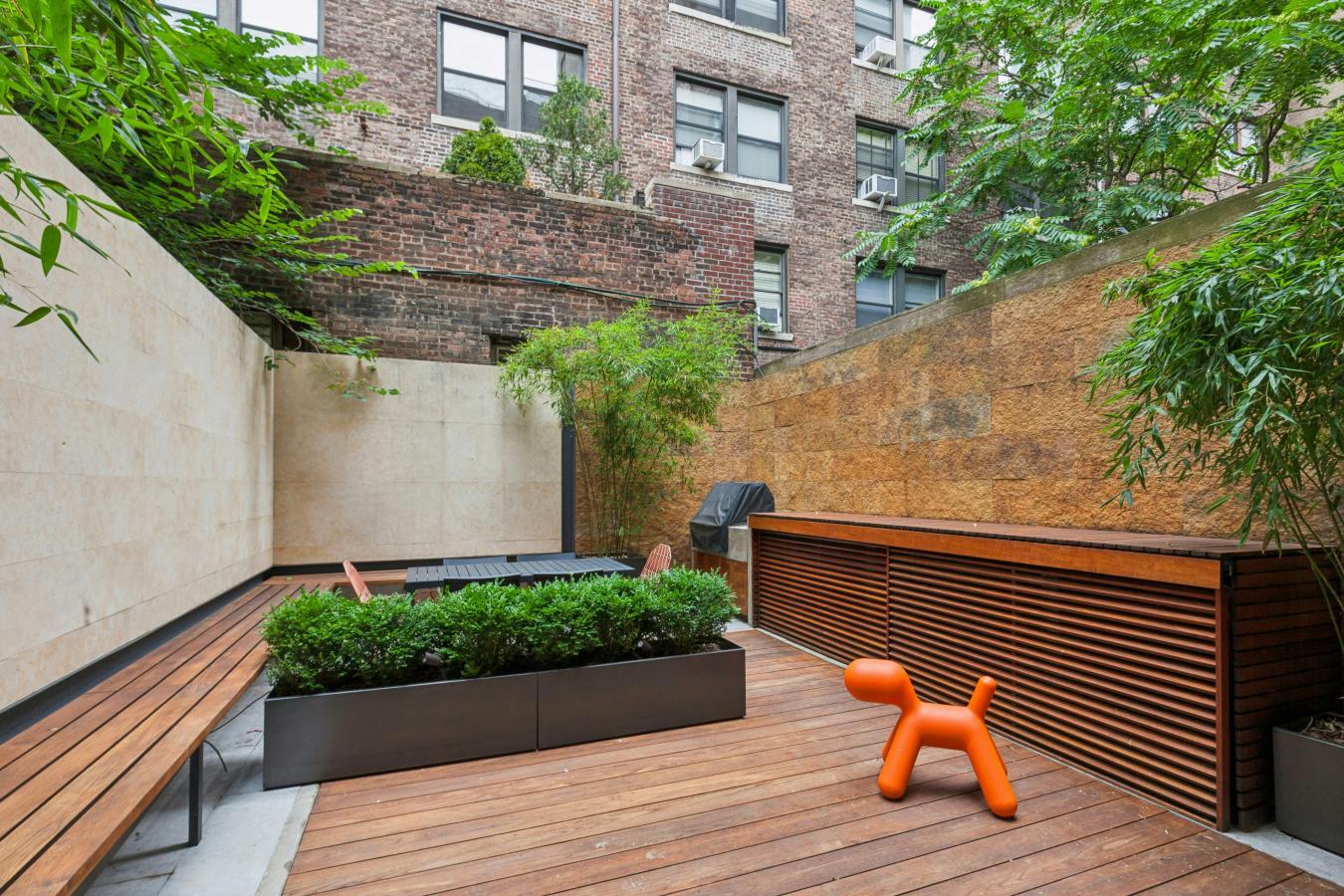 New York, New York, 10023, United States, 3 Bedrooms Bedrooms, ,3 BathroomsBathrooms,Residential,For Sale,1944181