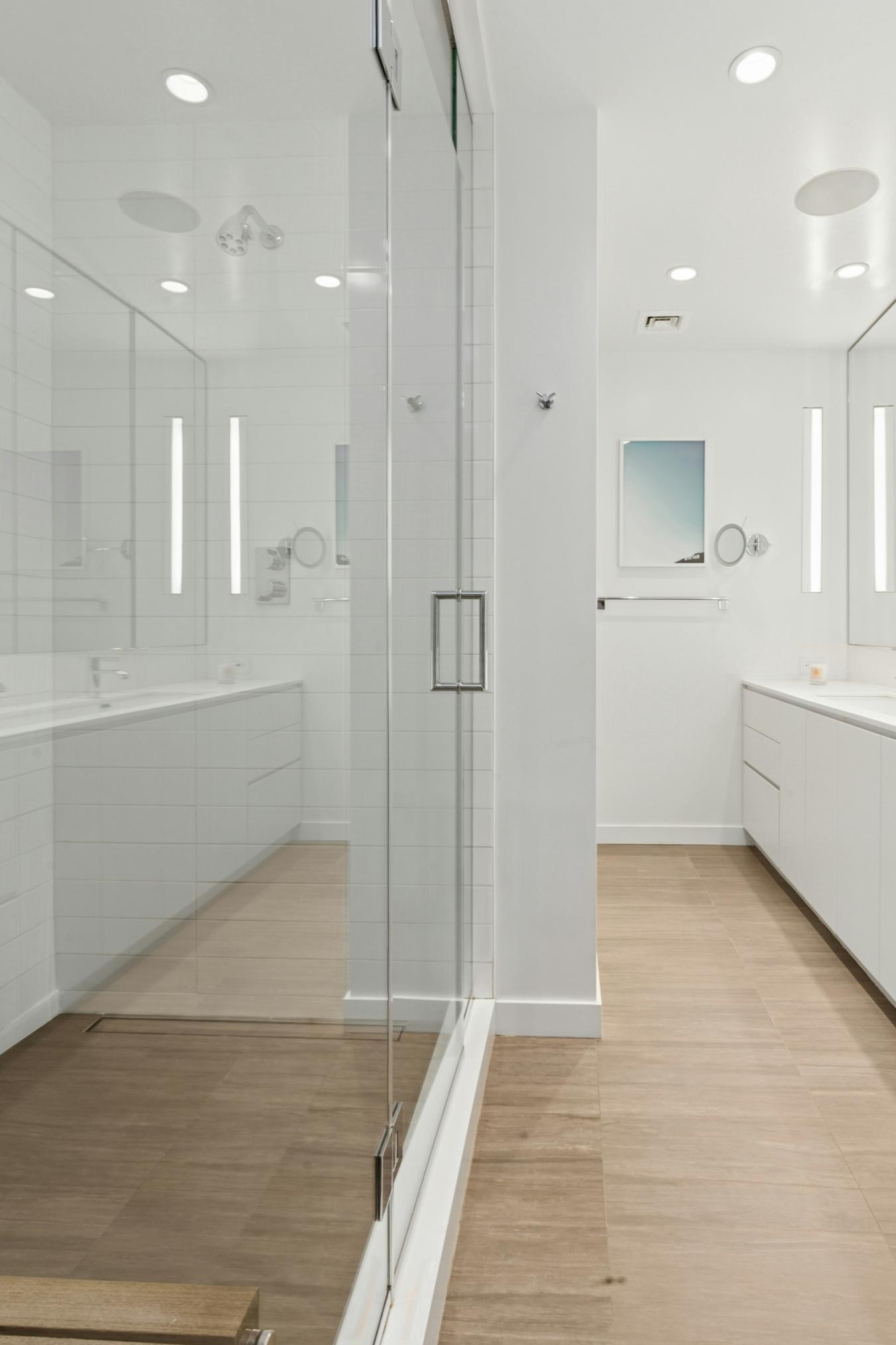 New York, New York, 10023, United States, 3 Bedrooms Bedrooms, ,3 BathroomsBathrooms,Residential,For Sale,1944181
