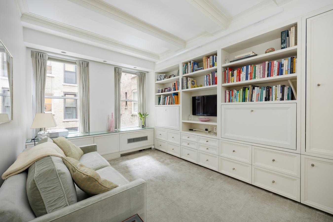 New York, New York, 10025, United States, 3 Bedrooms Bedrooms, ,3 BathroomsBathrooms,Residential,For Sale,1944179