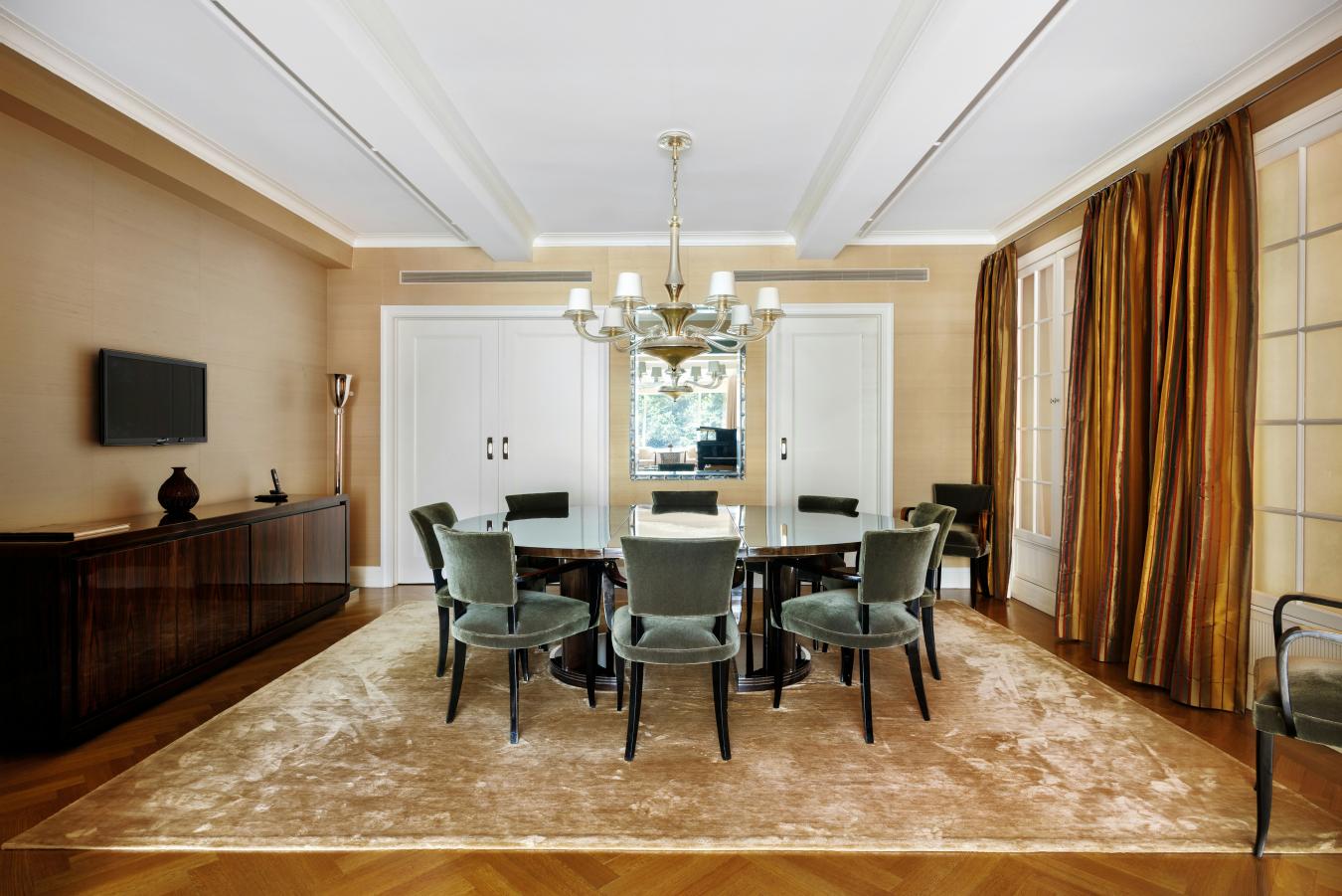 New York, New York, 10025, United States, 3 Bedrooms Bedrooms, ,3 BathroomsBathrooms,Residential,For Sale,1944179