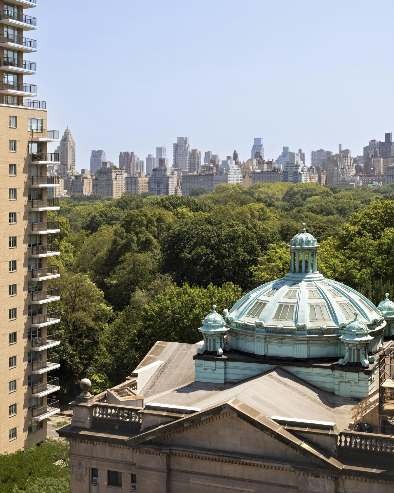 New York, New York, 10023, United States, 3 Bedrooms Bedrooms, ,1 BathroomBathrooms,Residential,For Sale,1944178