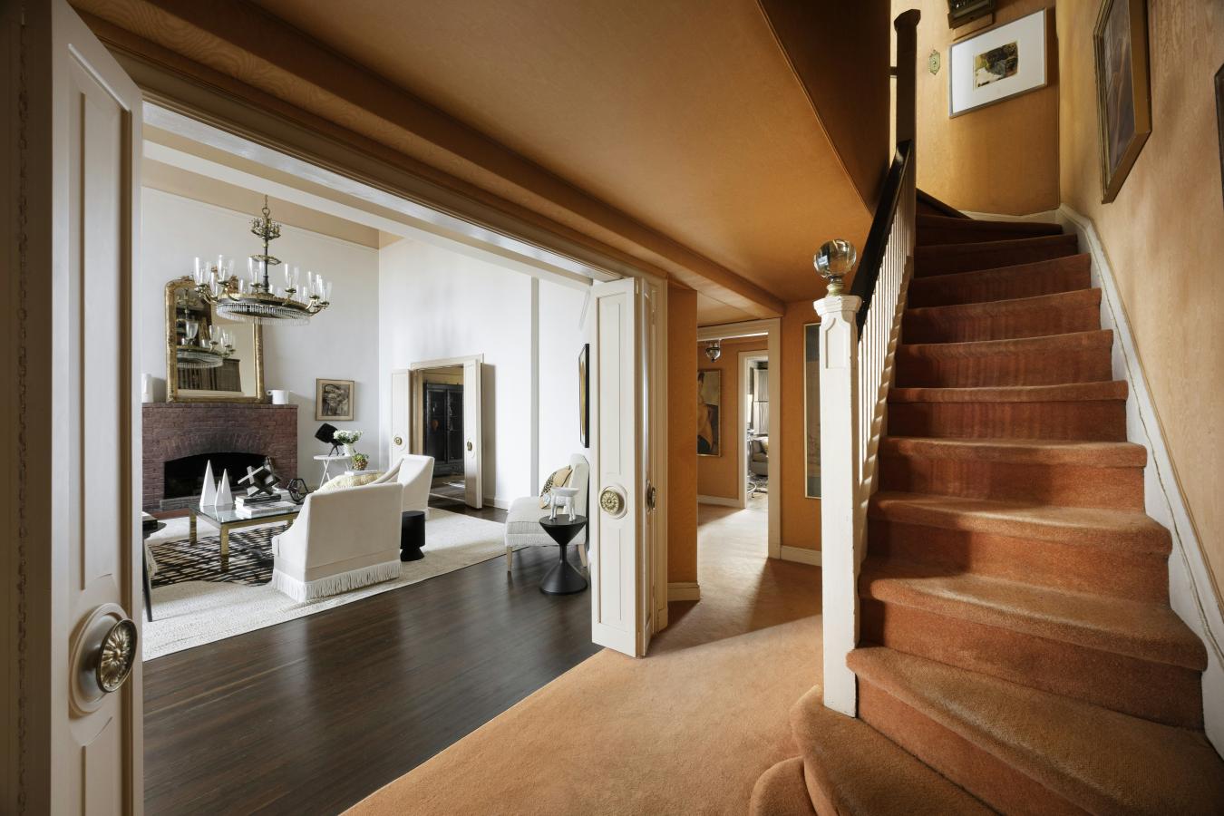 New York, New York, 10023, United States, 3 Bedrooms Bedrooms, ,1 BathroomBathrooms,Residential,For Sale,1944178