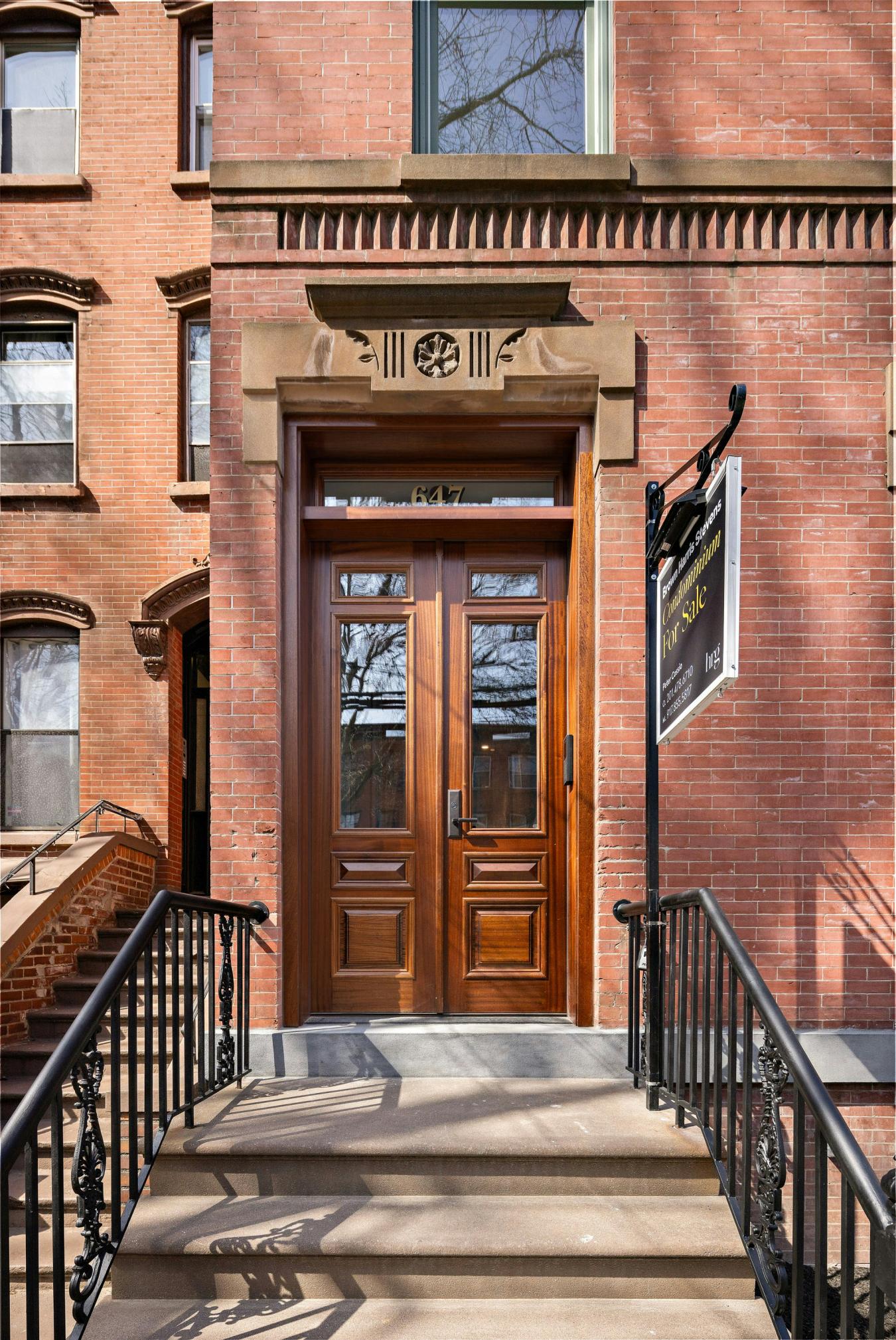 Jersey City Downtown, New Jersey, 07302, United States, 4 Bedrooms Bedrooms, ,2 BathroomsBathrooms,Residential,For Sale,1944177