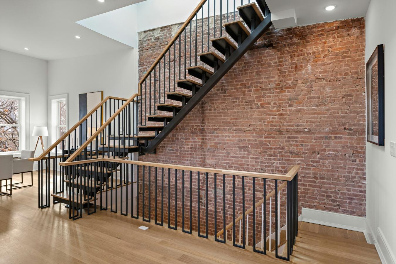 Jersey City Downtown, New Jersey, 07302, United States, 4 Bedrooms Bedrooms, ,2 BathroomsBathrooms,Residential,For Sale,1944177